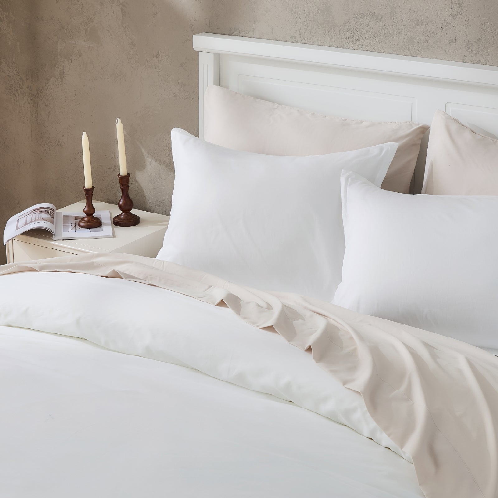 Litanika 100% cotton percale duvet cover set with a smooth, crisp fabric in a stylish bedding design.