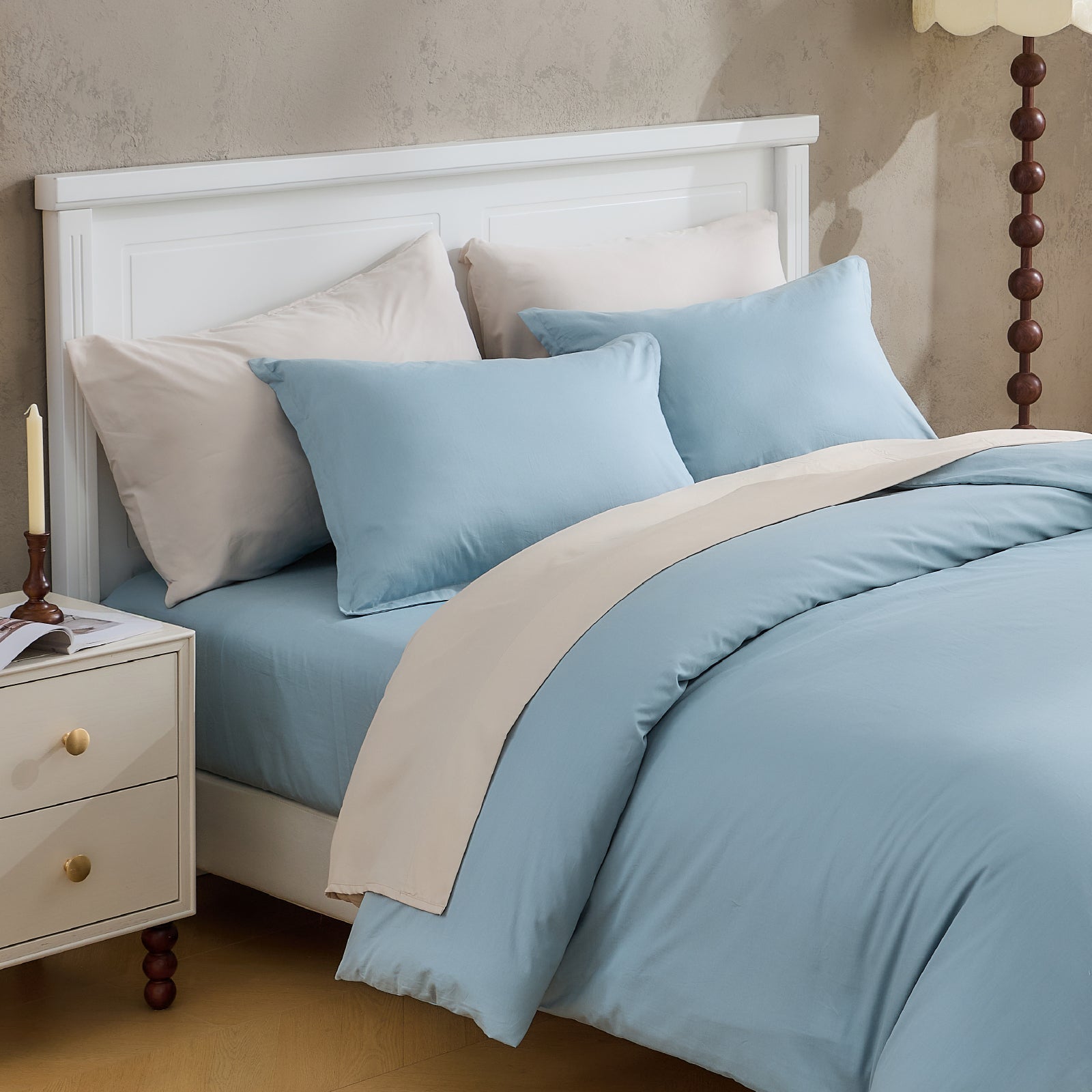 Litanika 100% cotton percale duvet cover set in white with a smooth, crisp bedding design for a comfortable sleep.