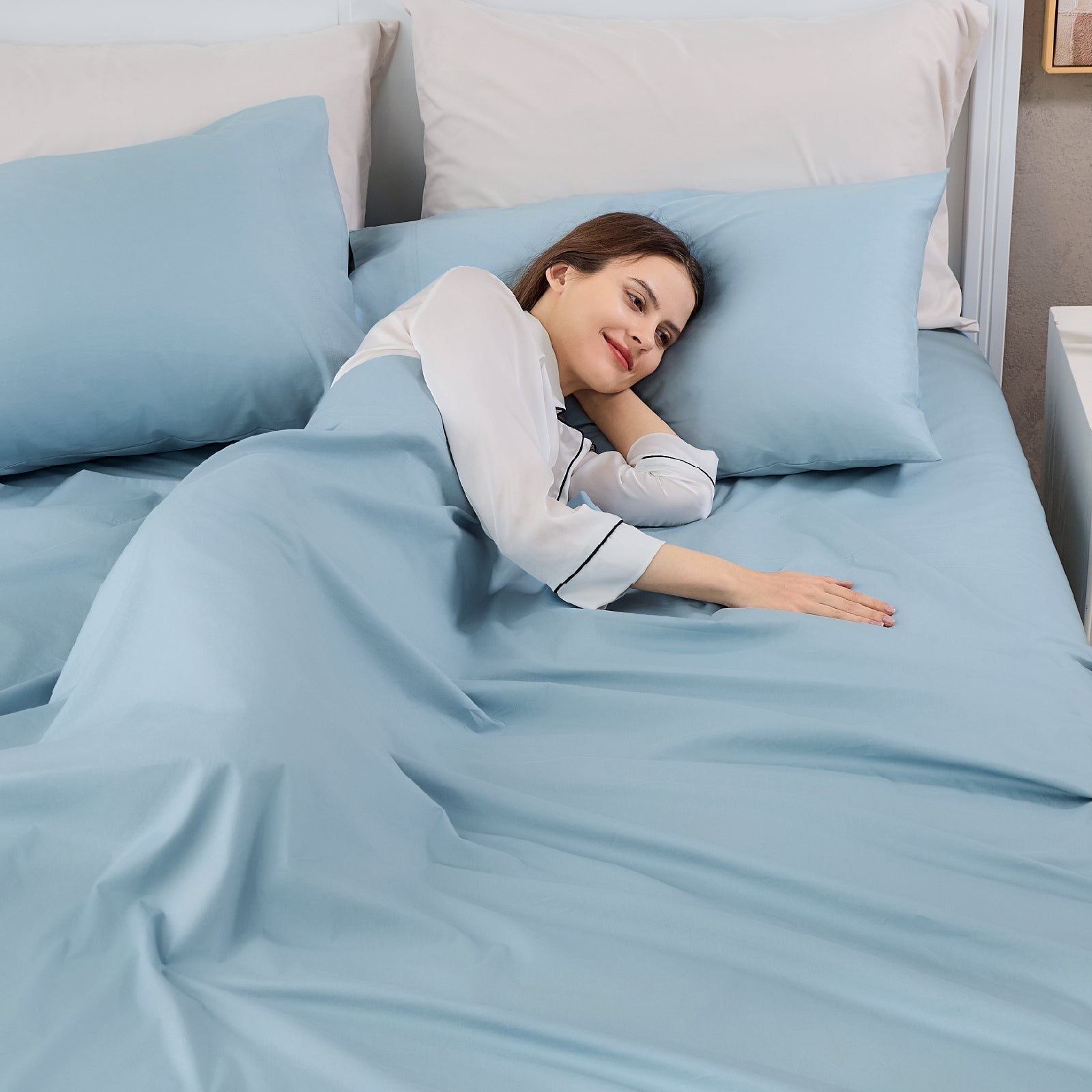 Litanika 100% cotton percale sheet set with smooth, crisp bedding sheets in a neutral color for comfortable sleep.