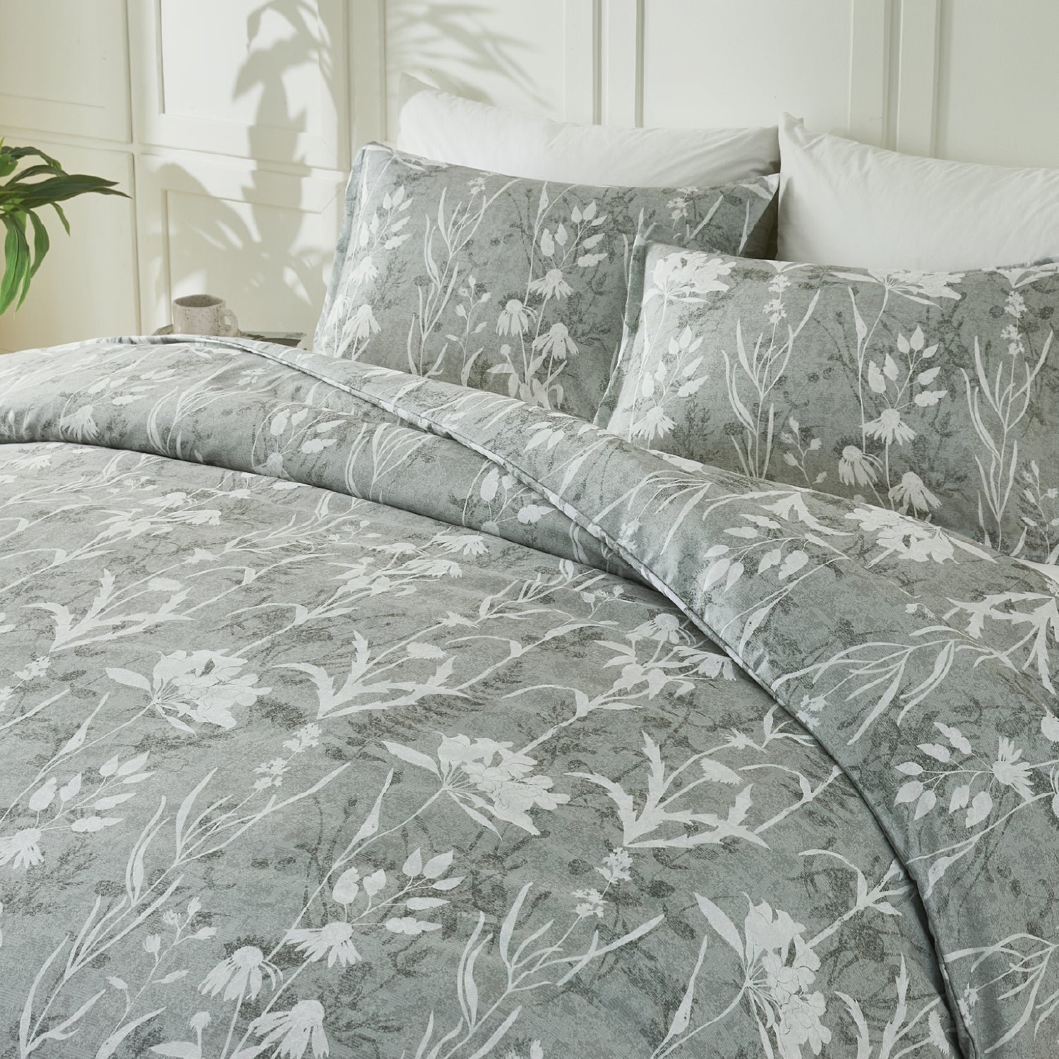 Botanical Floral 3-Piece Duvet Cover Set-Green & Grey