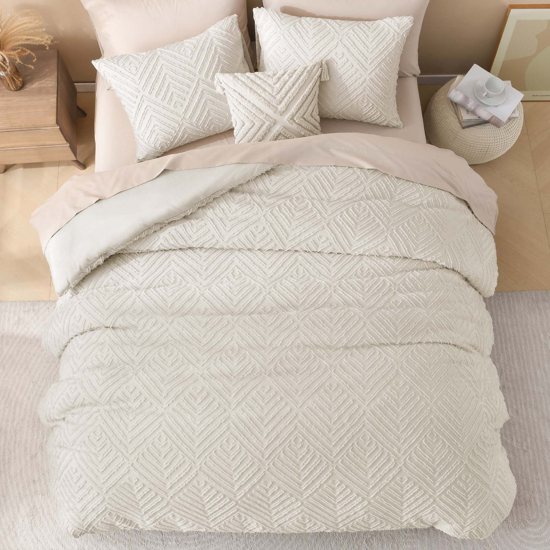 Litanika Tufted Boho Farmhouse Bedding Lightweight Fluffy 3 Pieces Comforter Set for All Season