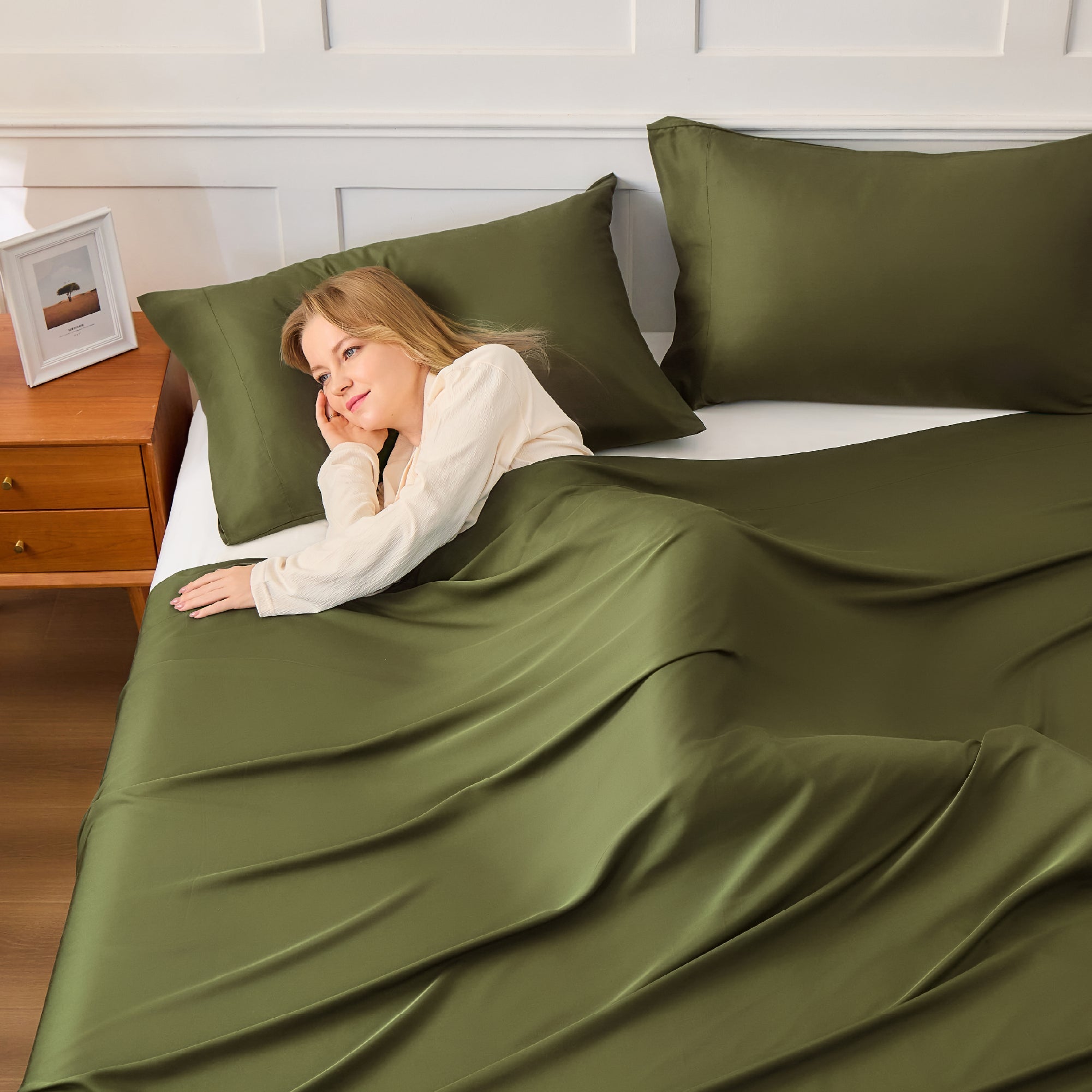 Litanika bamboo viscose silky soft bedding sheets set with smooth, luxurious fabric and a cozy, inviting appearance.