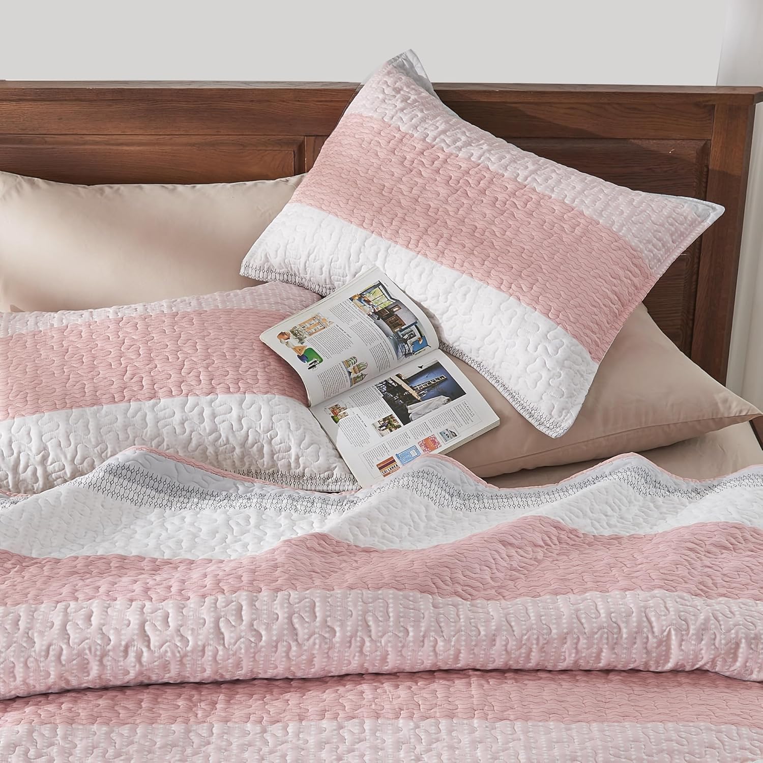 Bedspread & Coverlet Stripe Patchwork 3 Pieces Quilt Set - LITANIKA