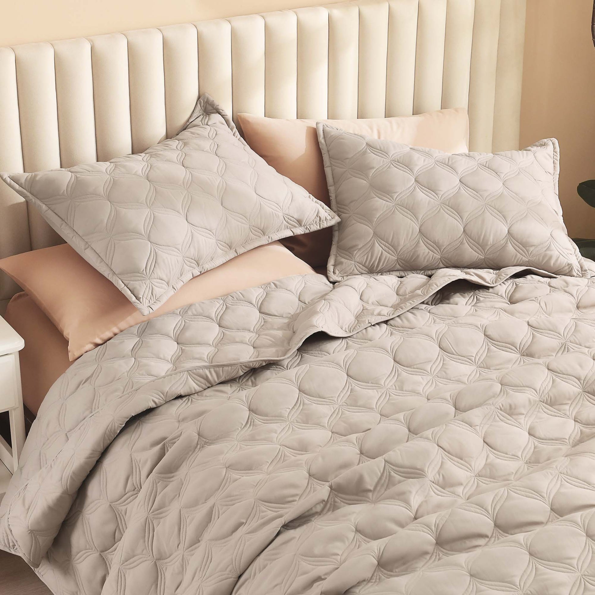 Bedspreads & Coverlets 3 Pieces Quilt Set - LITANIKA