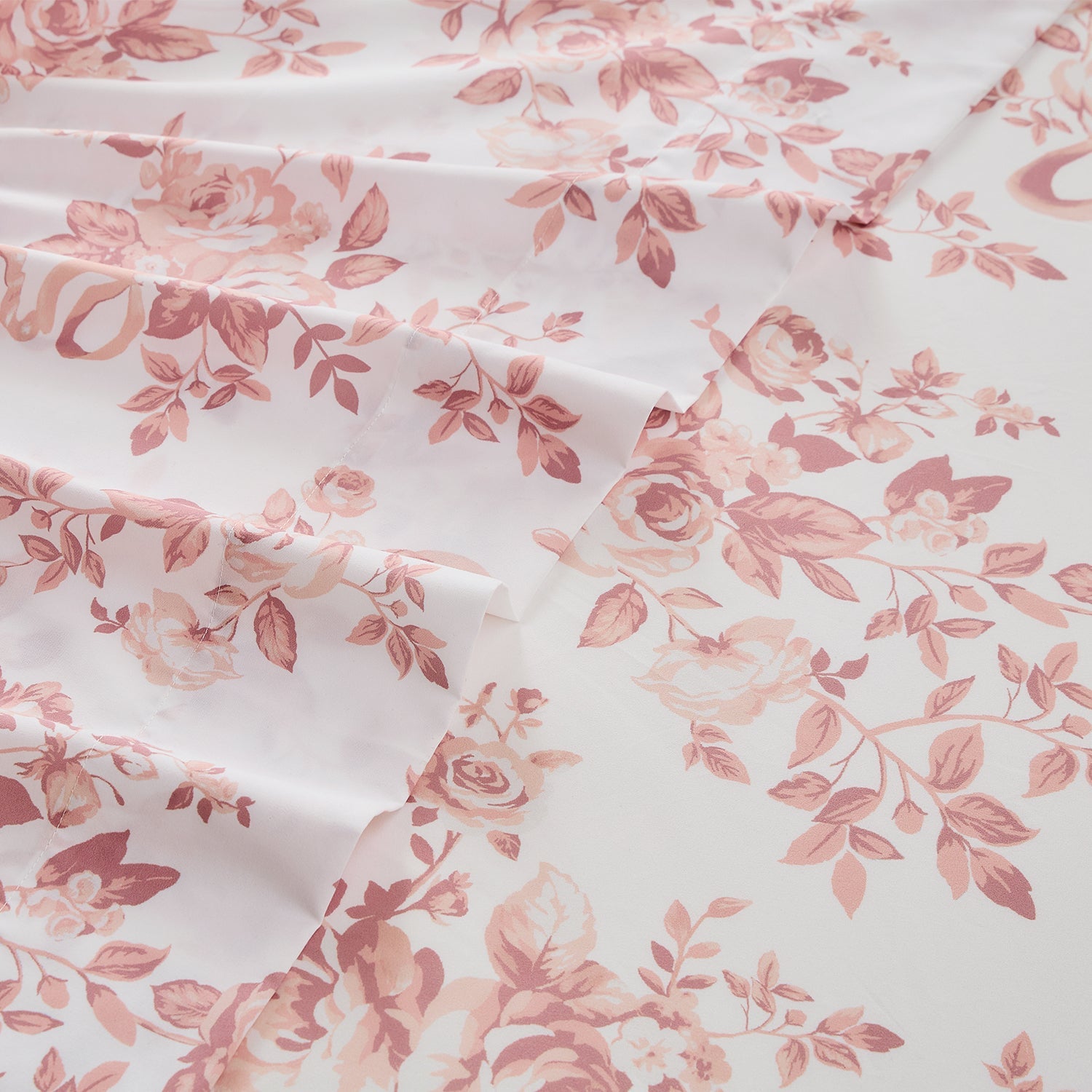 Litanika Botanical Floral 4-piece bedding sheet set with floral pattern on soft fabric for a stylish bedroom look