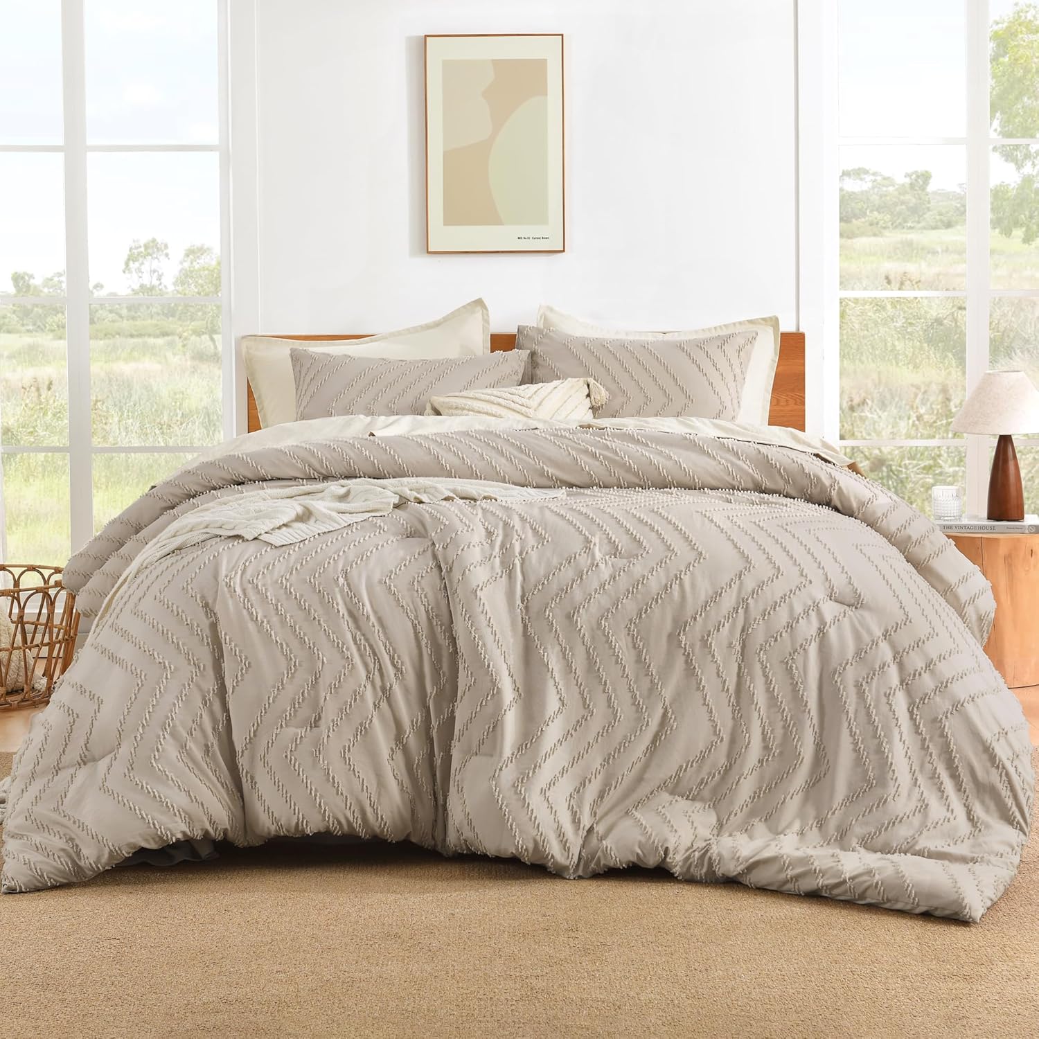 Litanika Cozy Bedding 3-piece Chevron Comforter Set with matching pillow shams in soft, comfortable fabric featuring a stylish chevron pattern.