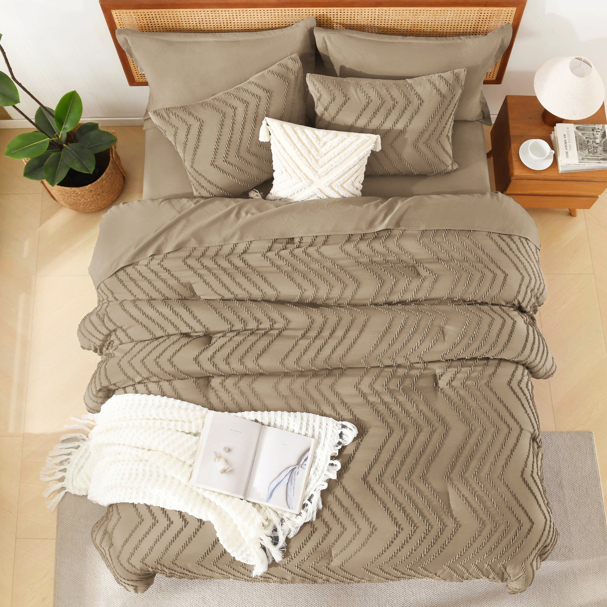 Cozy Bedding 7 Pieces Chevron Comforter Set - LITANIKA