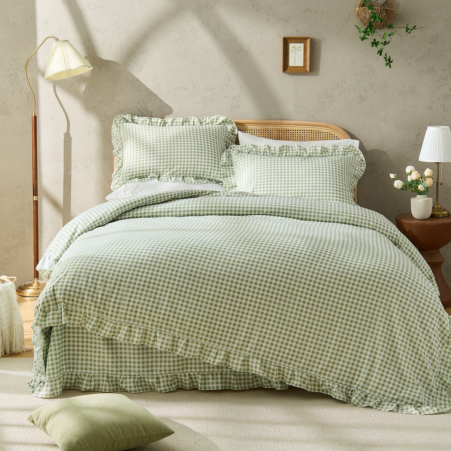 Litanika farmhouse gingham ruffle 3-piece duvet cover set with ruffled edges and gingham pattern for cozy bedroom decor.