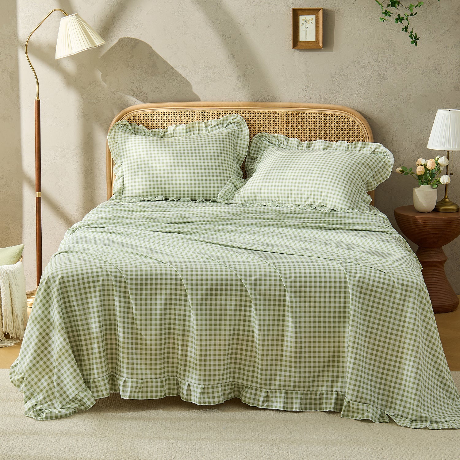 Litanika farmhouse gingham ruffle 4-piece bedding sheet set with gingham pattern and ruffled edges on each sheet and pillowcases.