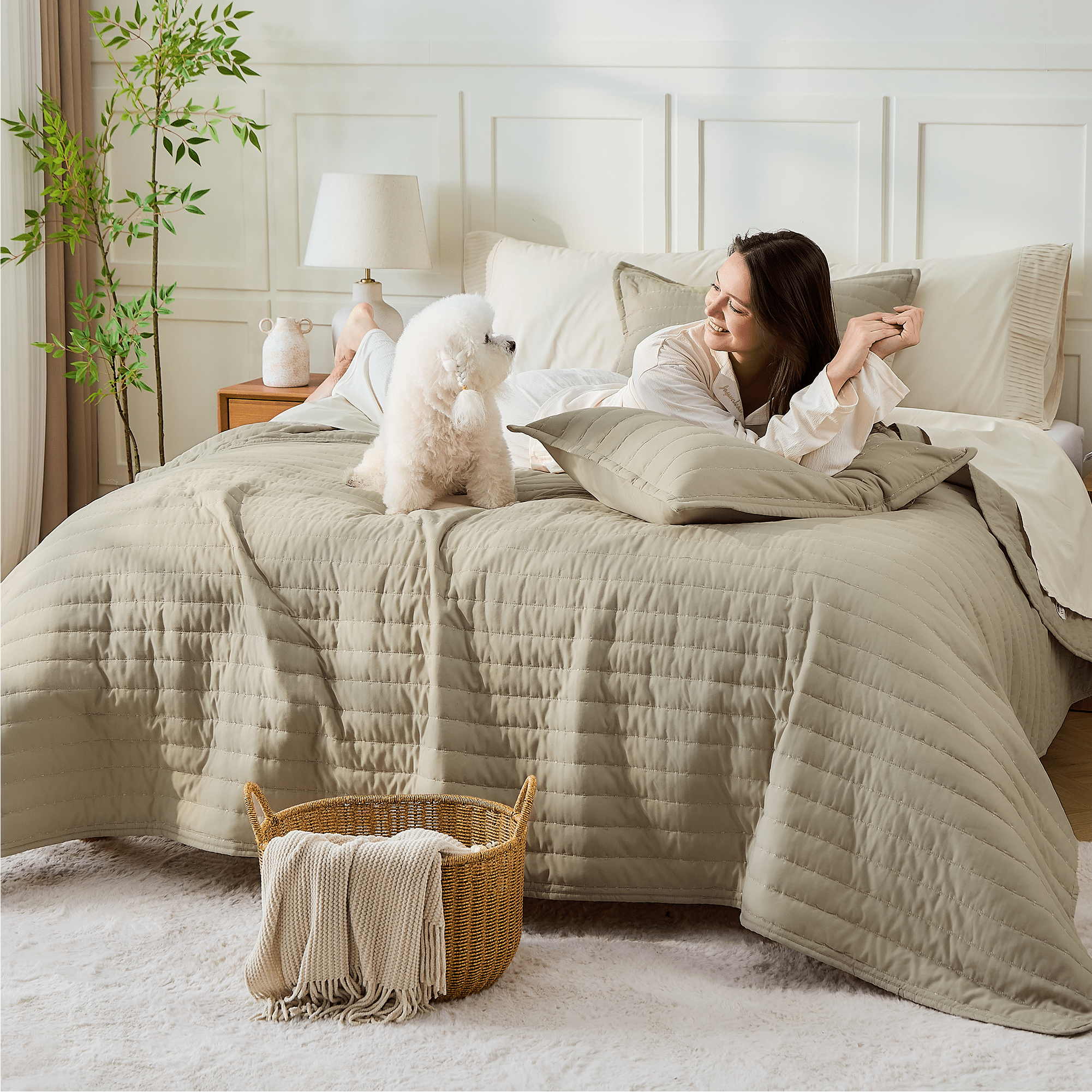 Lightweight Quilted Bedspread & Coverlet 3 Pieces Quilt Set - LITANIKA