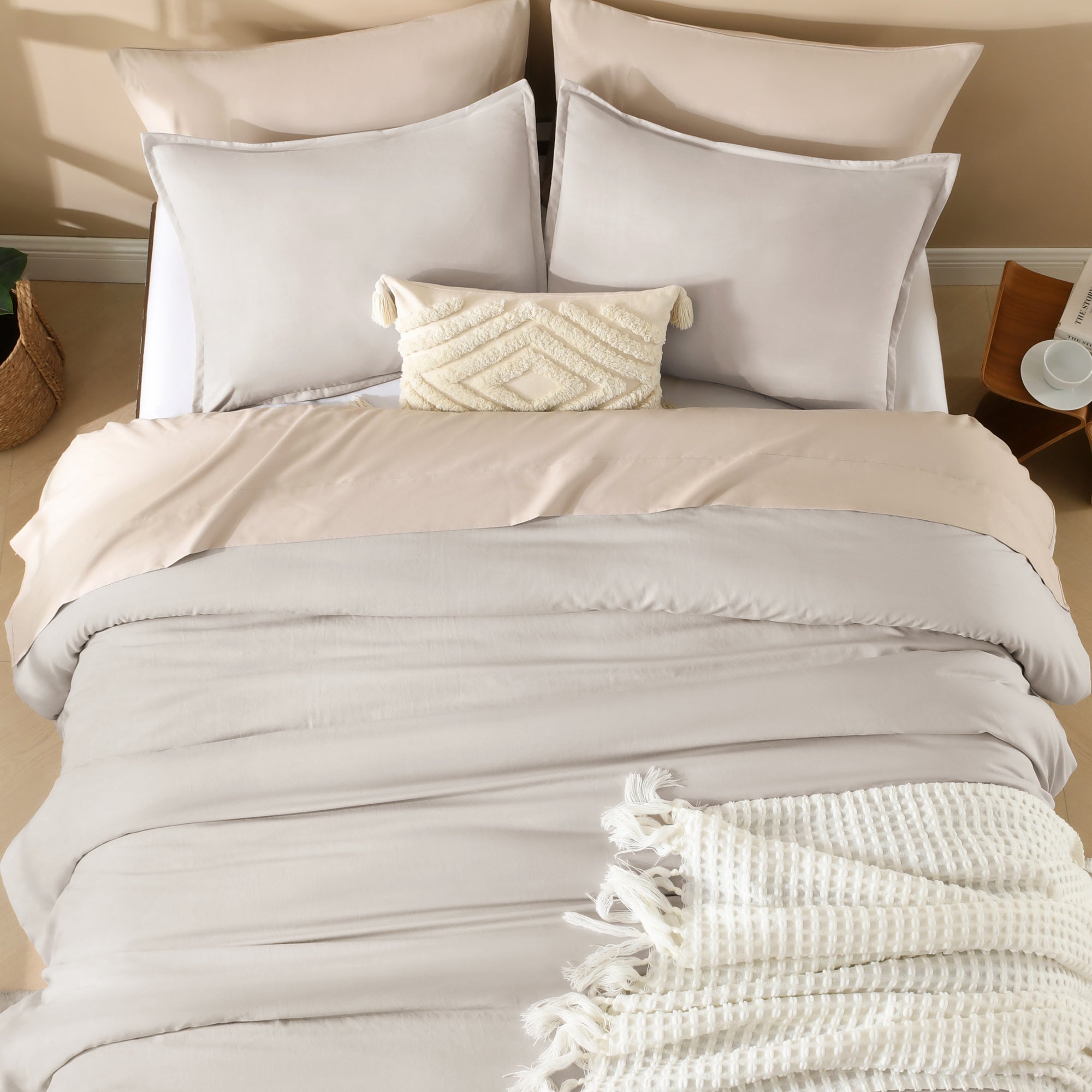 Lightweight Solid Down Alternative 3 Pieces Comforters Sets - LITANIKA