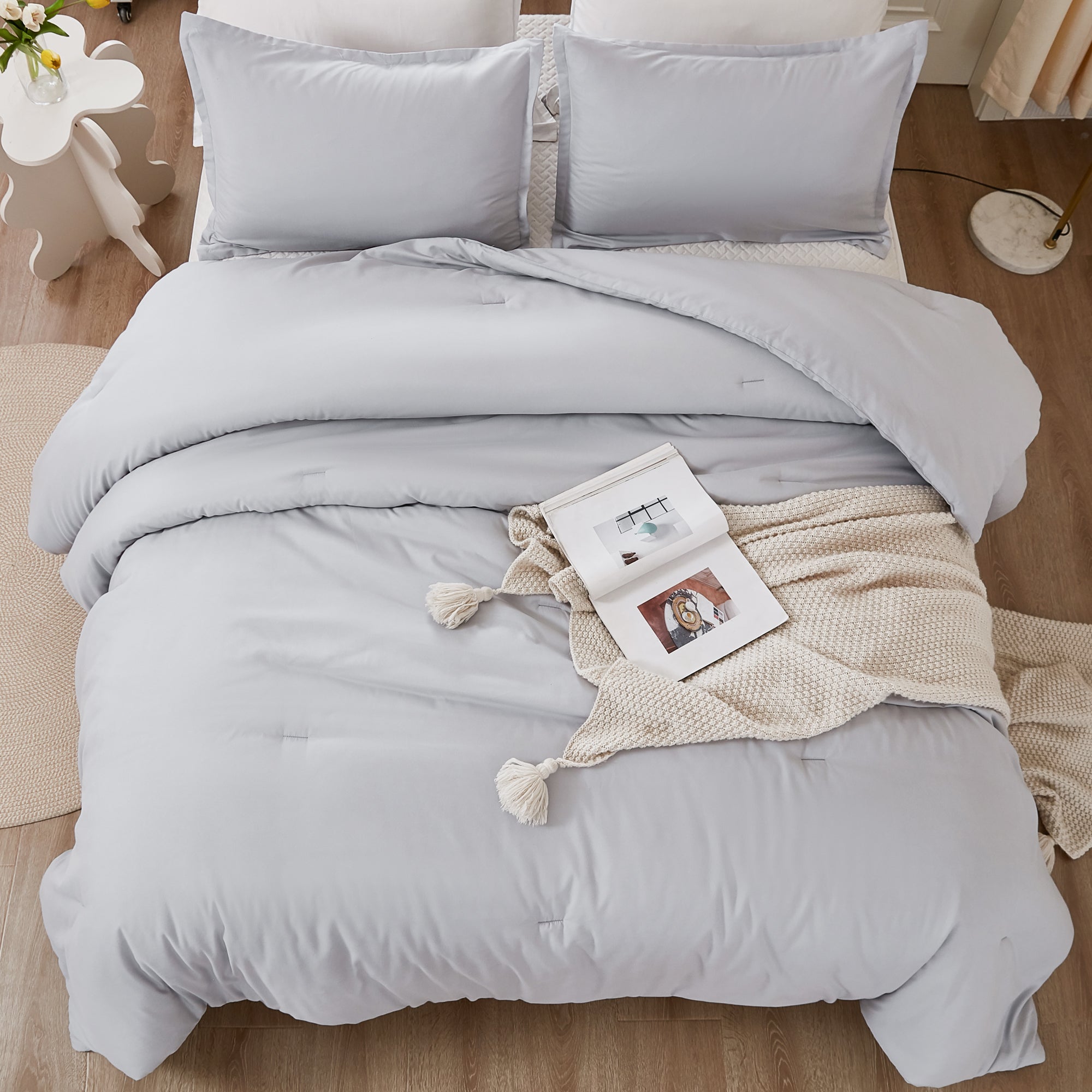 Lightweight Solid Down Alternative 3 Pieces Comforters Sets - LITANIKA