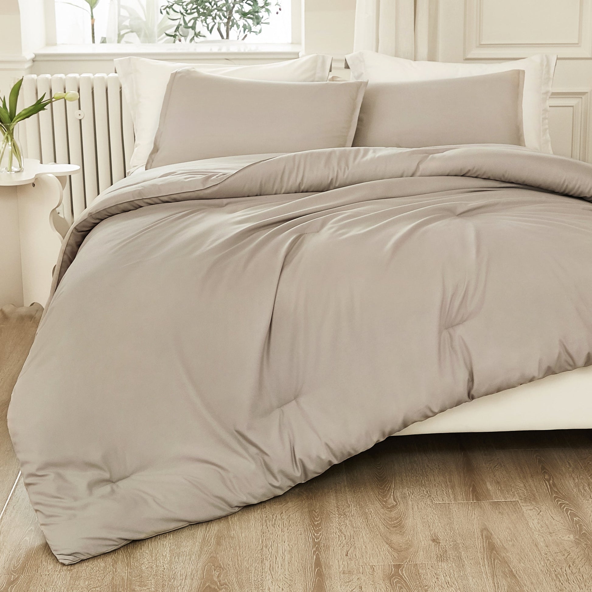 Lightweight Solid Down Alternative 3 Pieces Comforters Sets - LITANIKA