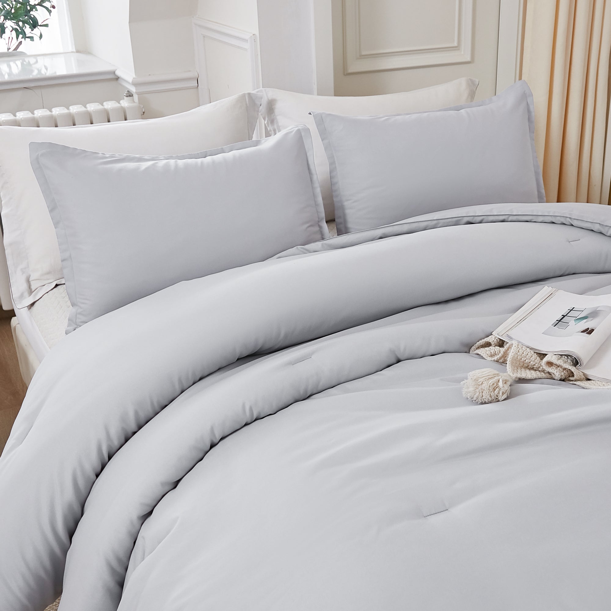 Lightweight Solid Down Alternative 3 Pieces Comforters Sets - LITANIKA