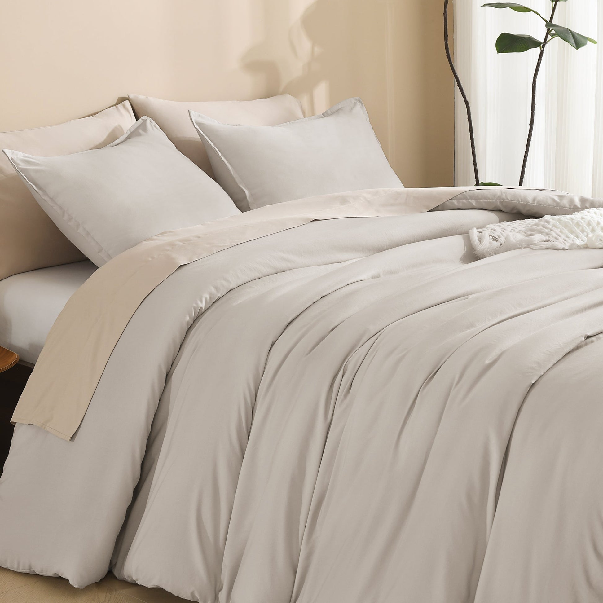 Lightweight Solid Down Alternative 3 Pieces Comforters Sets - LITANIKA