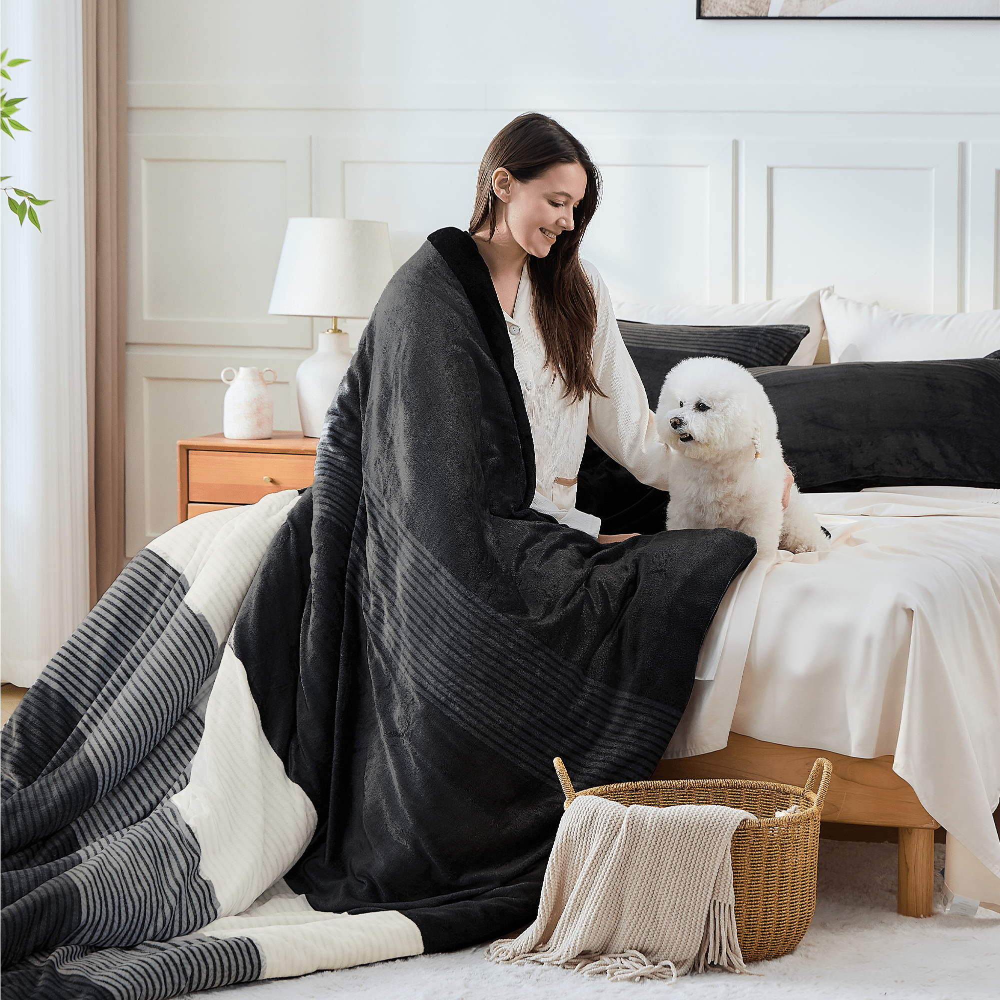 Luxury Soft Plush Fuzzy Stripe Comforter Sets - LITANIKA