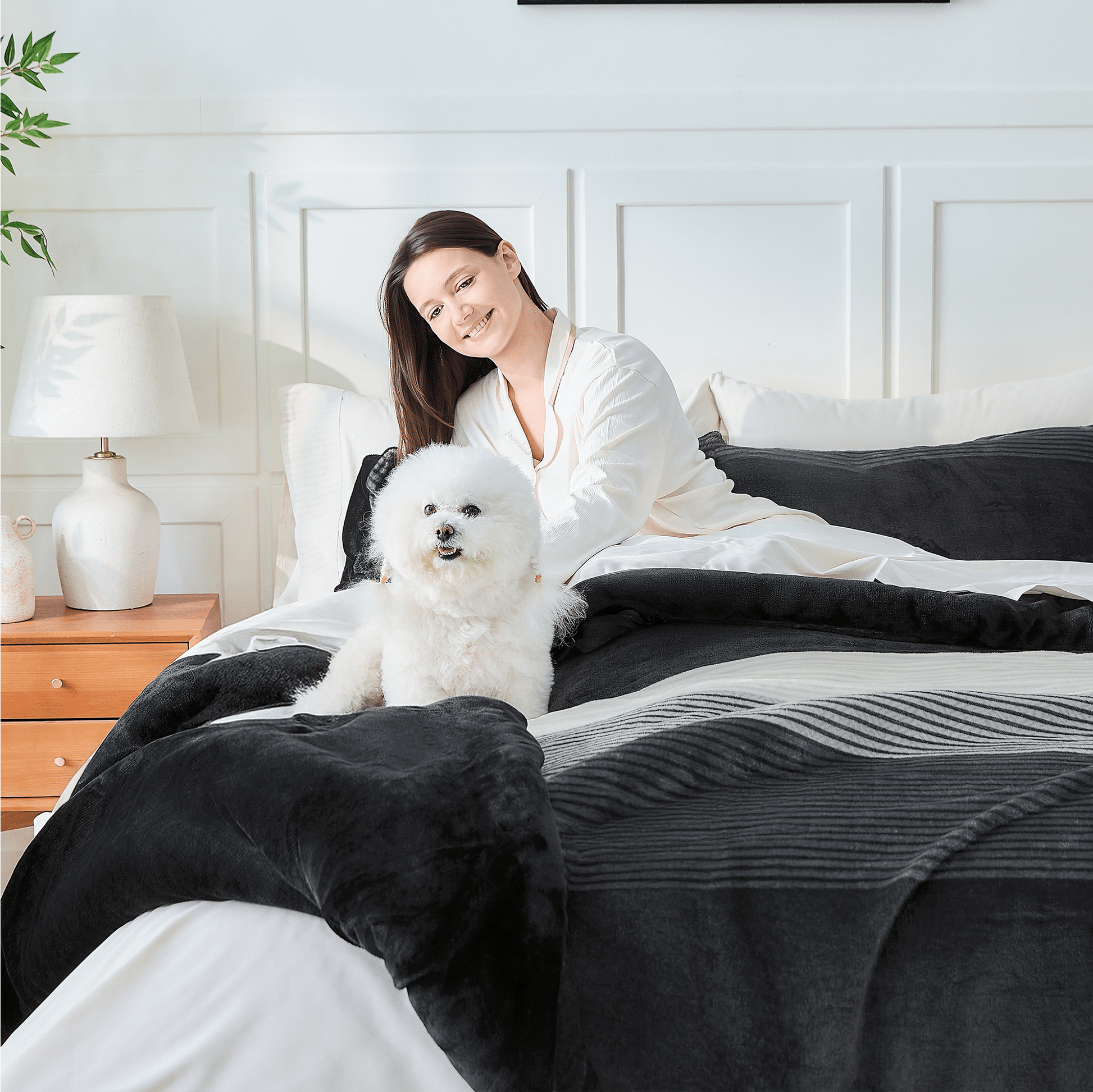 Luxury Soft Plush Fuzzy Stripe Comforter Sets - LITANIKA