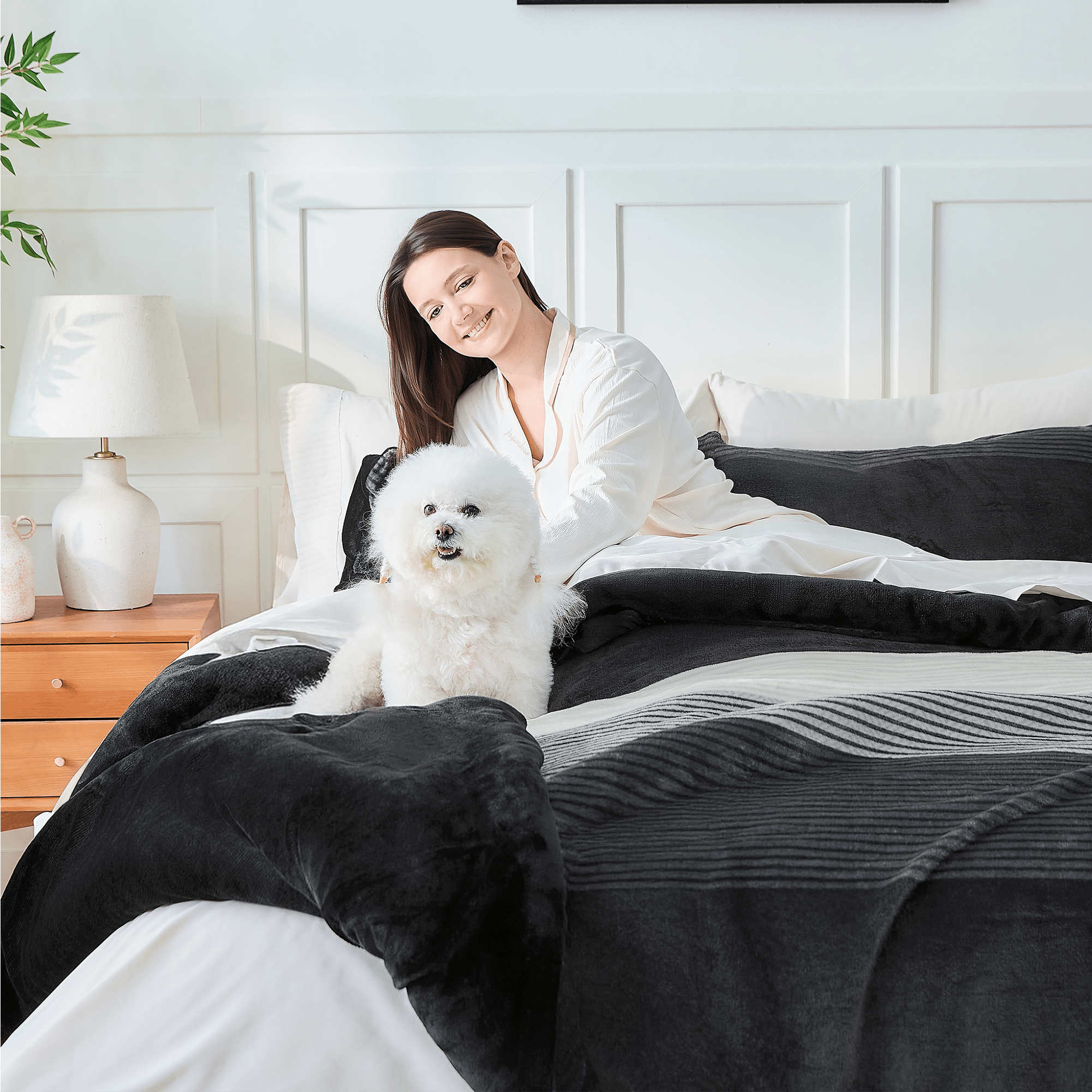 Luxury Soft Plush Fuzzy Stripe Comforter Sets - LITANIKA