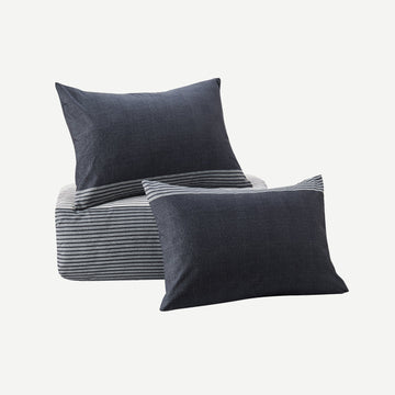 Modern striped bedding duvet cover set by Litanika featuring a three-piece design with stylish, contemporary pattern.