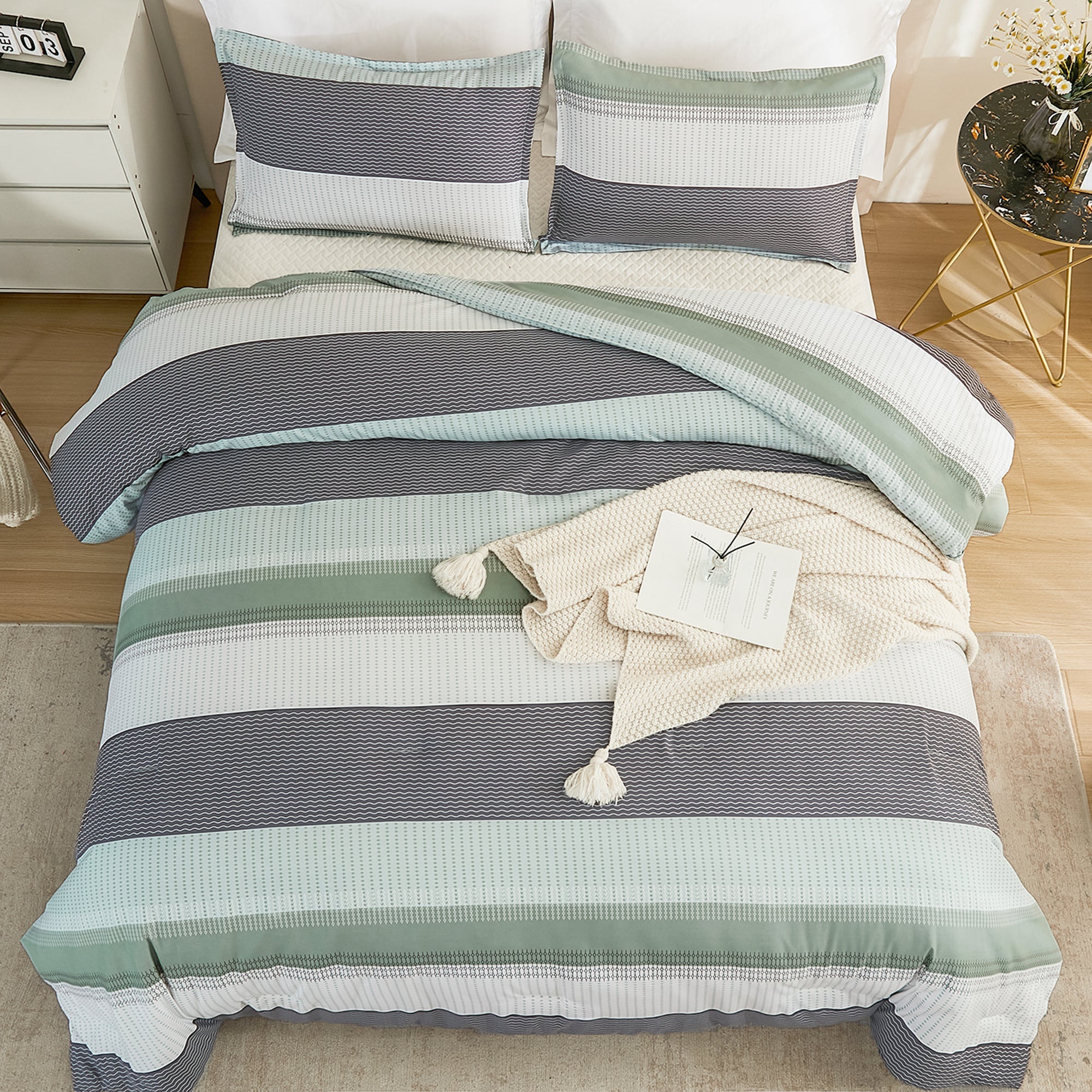 Multicolor Stripe Lightweight Down Alternative 3 Pieces Comforter Set - LITANIKA