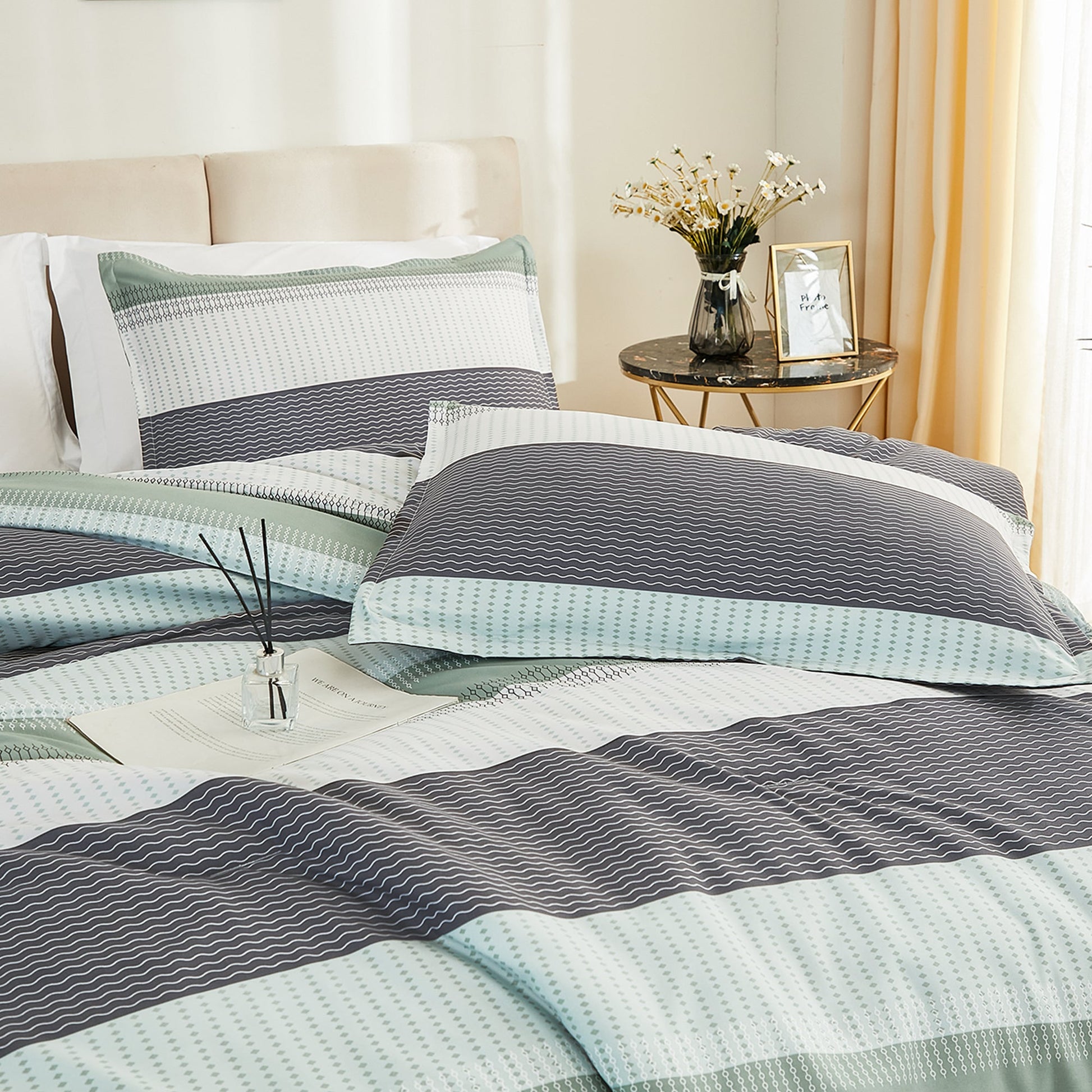 Multicolor Stripe Lightweight Down Alternative 3 Pieces Comforter Set - LITANIKA