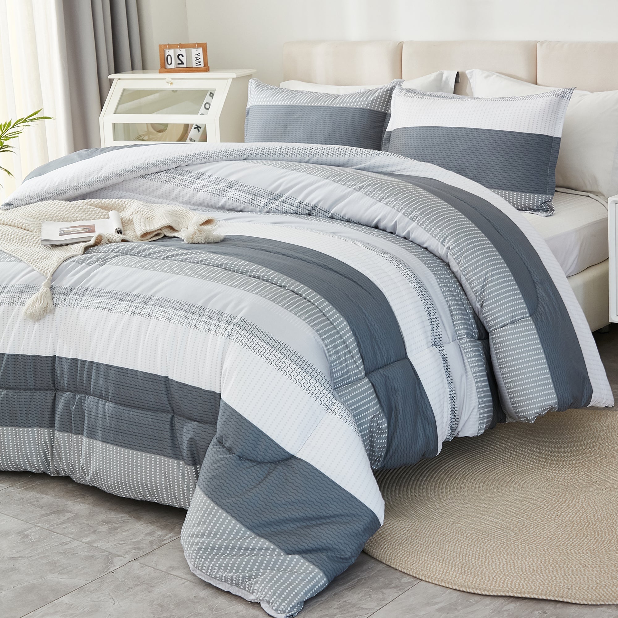 Multicolor Stripe Lightweight Down Alternative 3 Pieces Comforter Set - LITANIKA