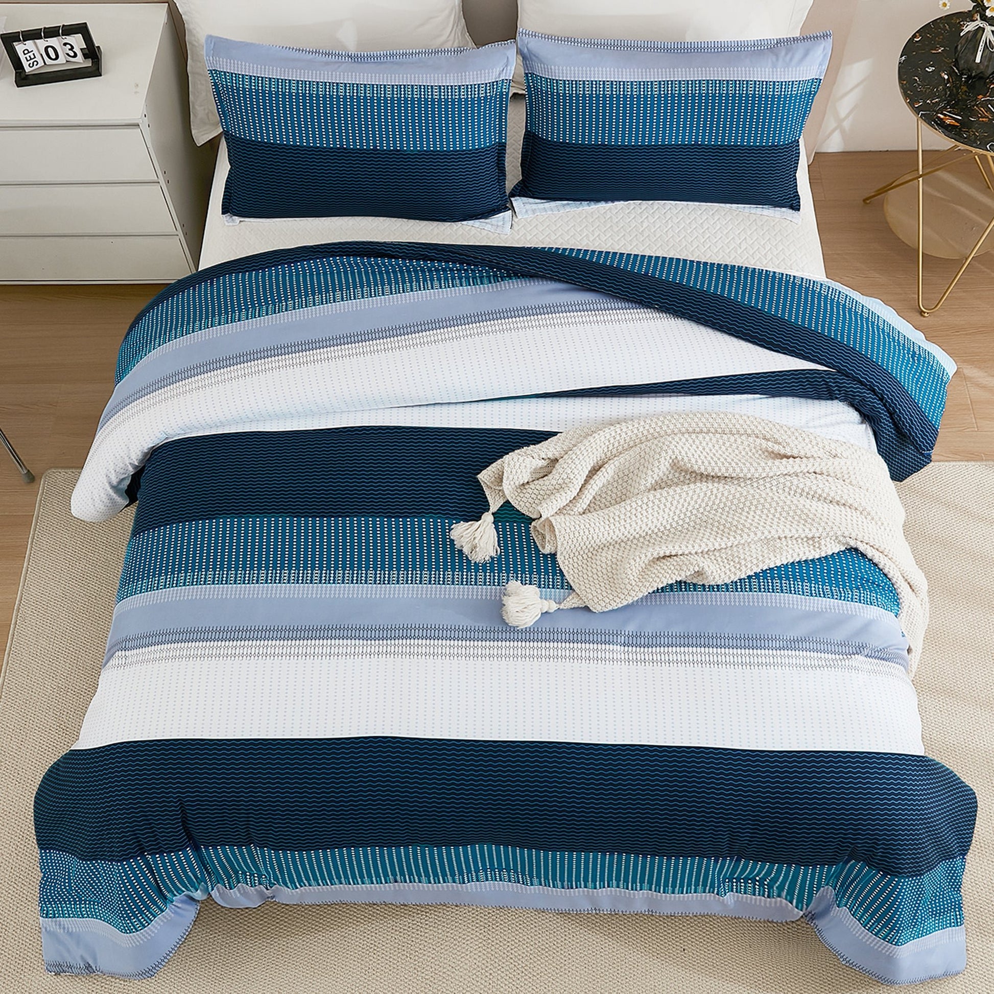 Multicolor Stripe Lightweight Down Alternative 3 Pieces Comforter Set - LITANIKA