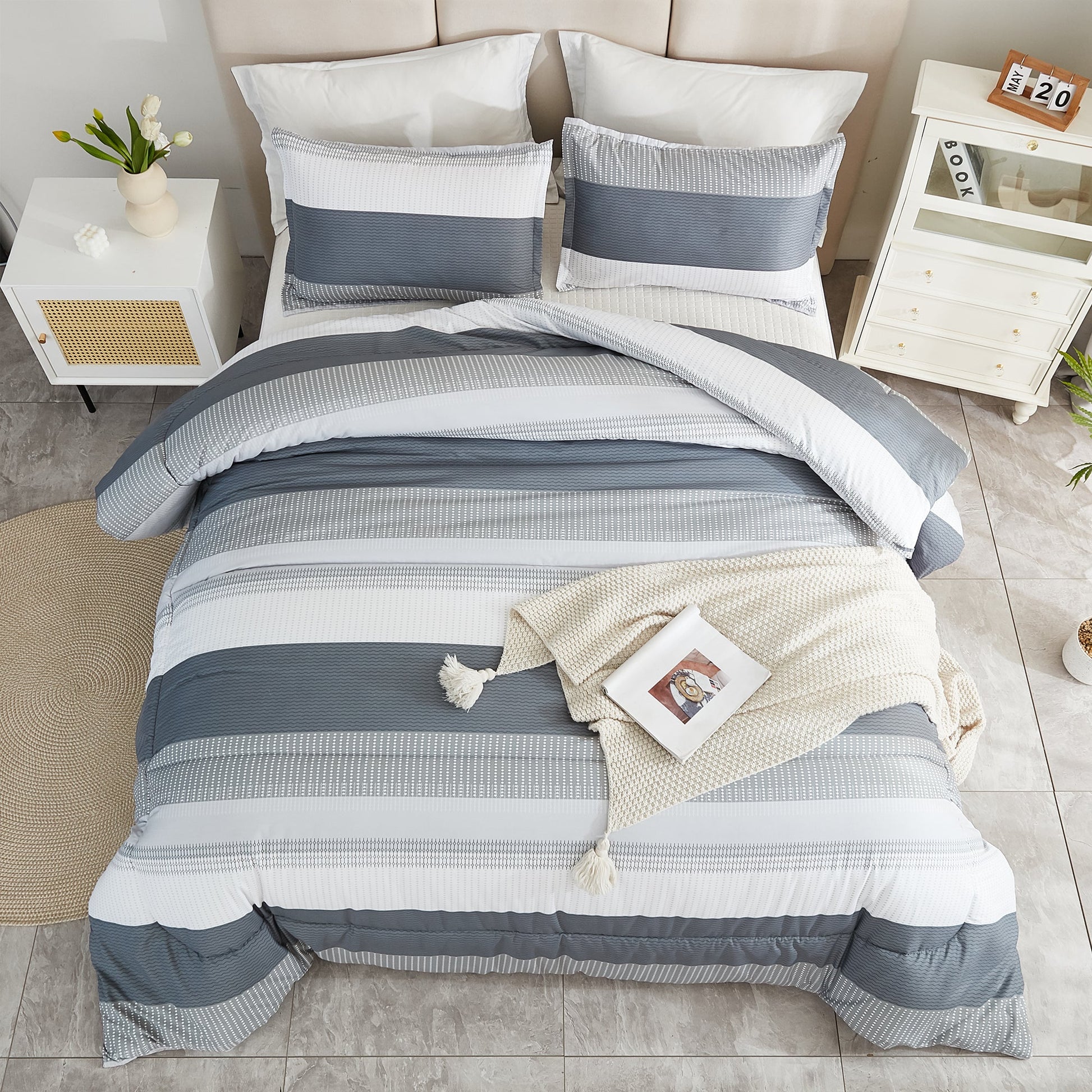 Multicolor Stripe Lightweight Down Alternative 3 Pieces Comforter Set - LITANIKA