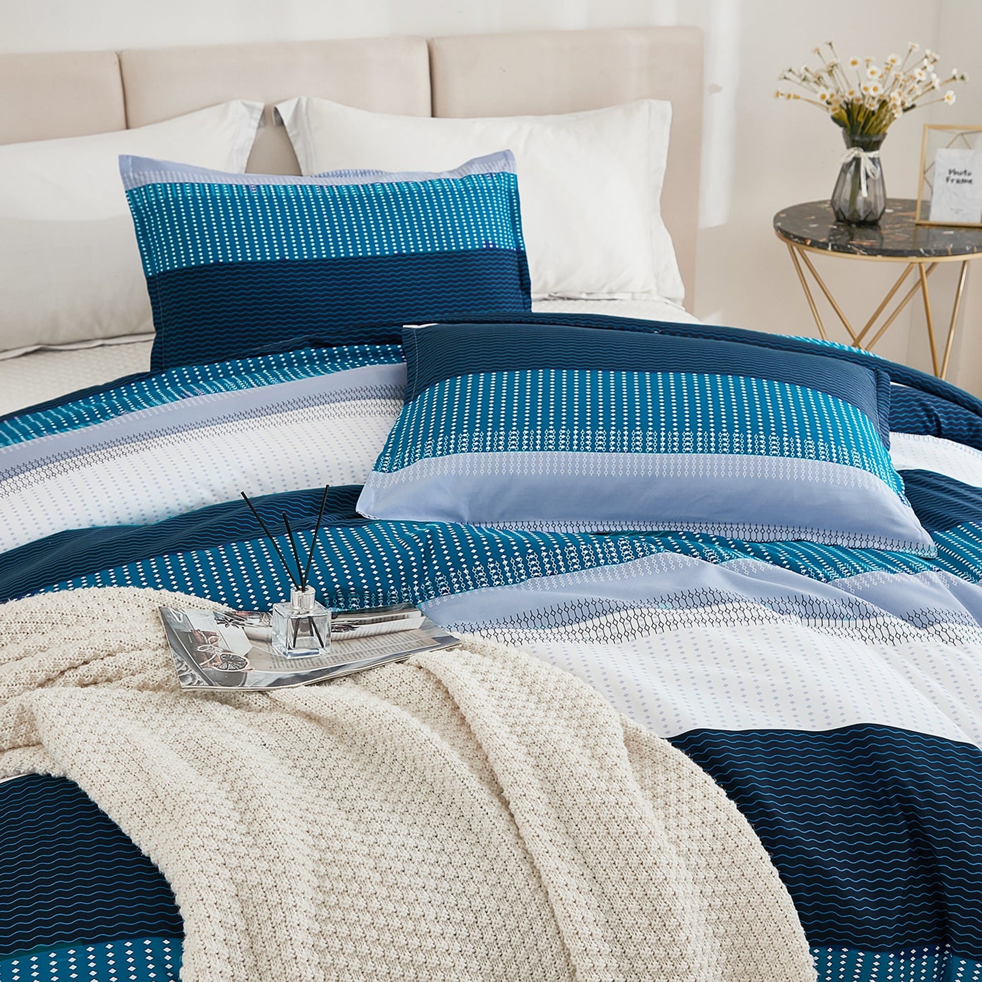 Multicolor Stripe Lightweight Down Alternative 3 Pieces Comforter Set - LITANIKA