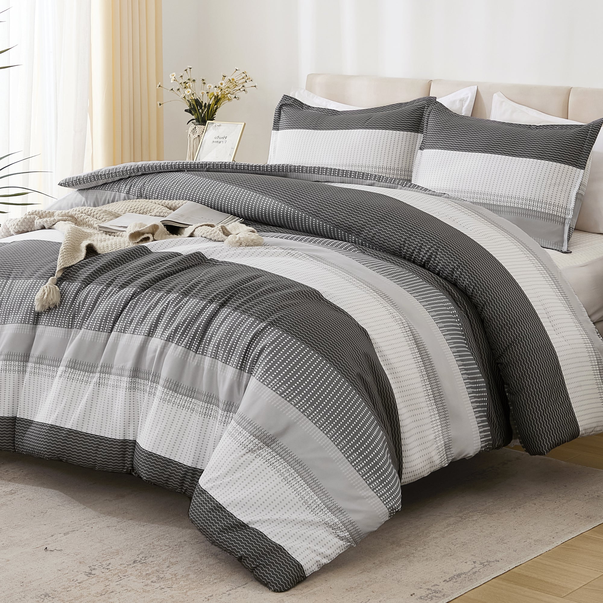 Multicolor Stripe Lightweight Down Alternative 3 Pieces Comforter Set - LITANIKA