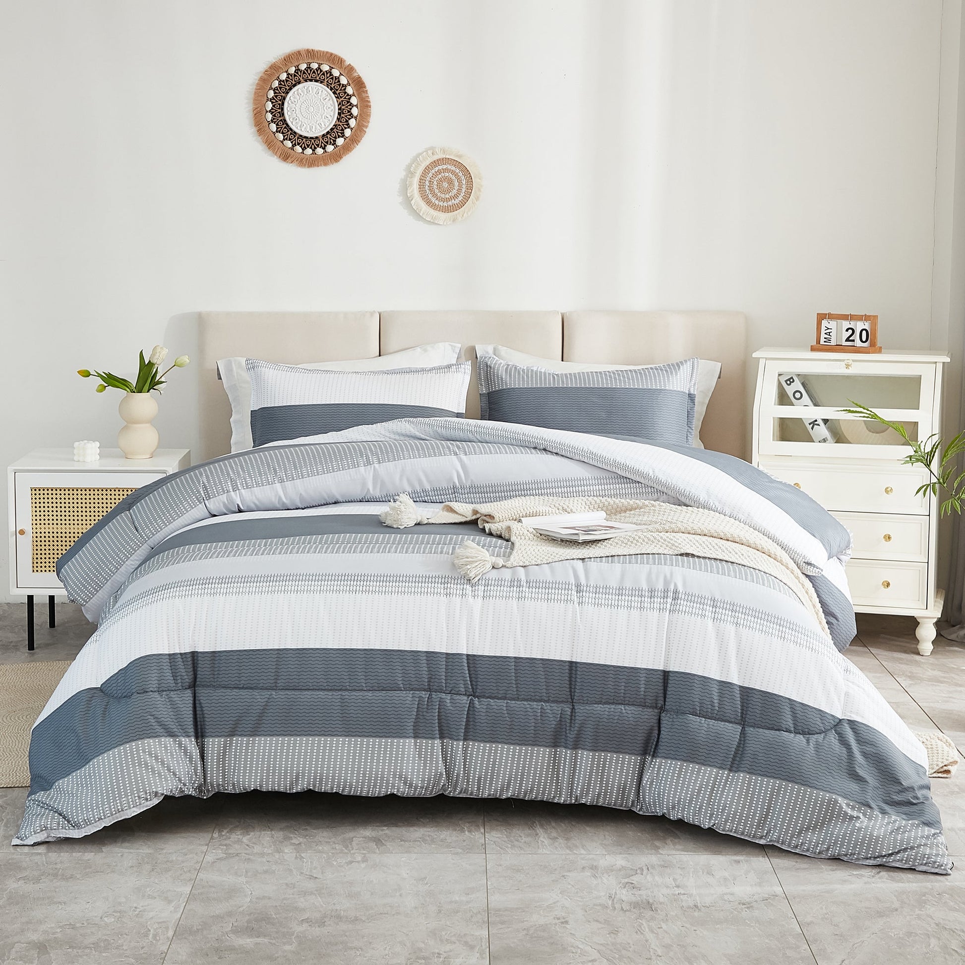 Multicolor Stripe Lightweight Down Alternative 3 Pieces Comforter Set - LITANIKA