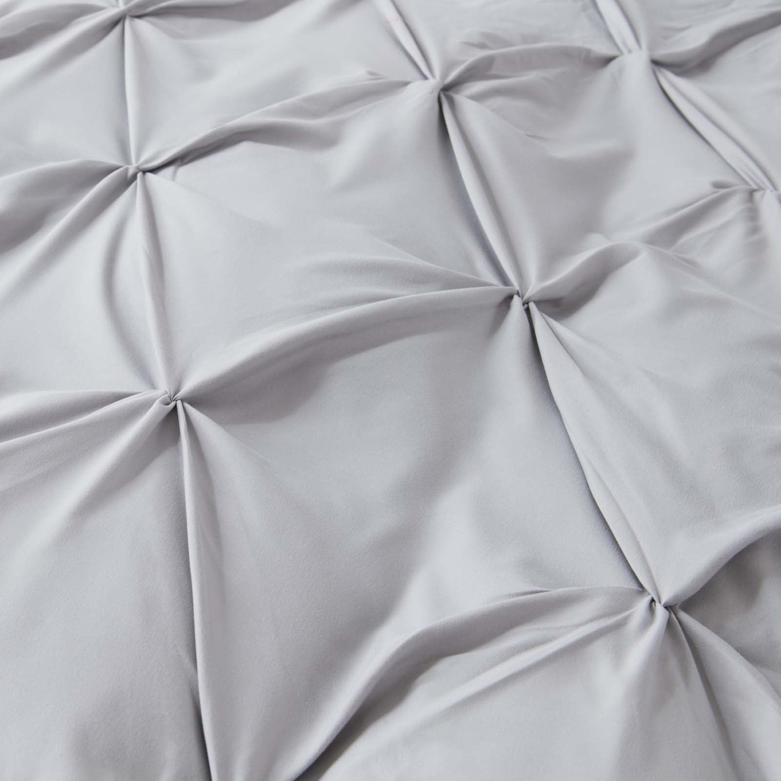 Pinch Pleat Pintuck Soft Microfiber 3 Pieces Duvet Cover Set - LITANIKA