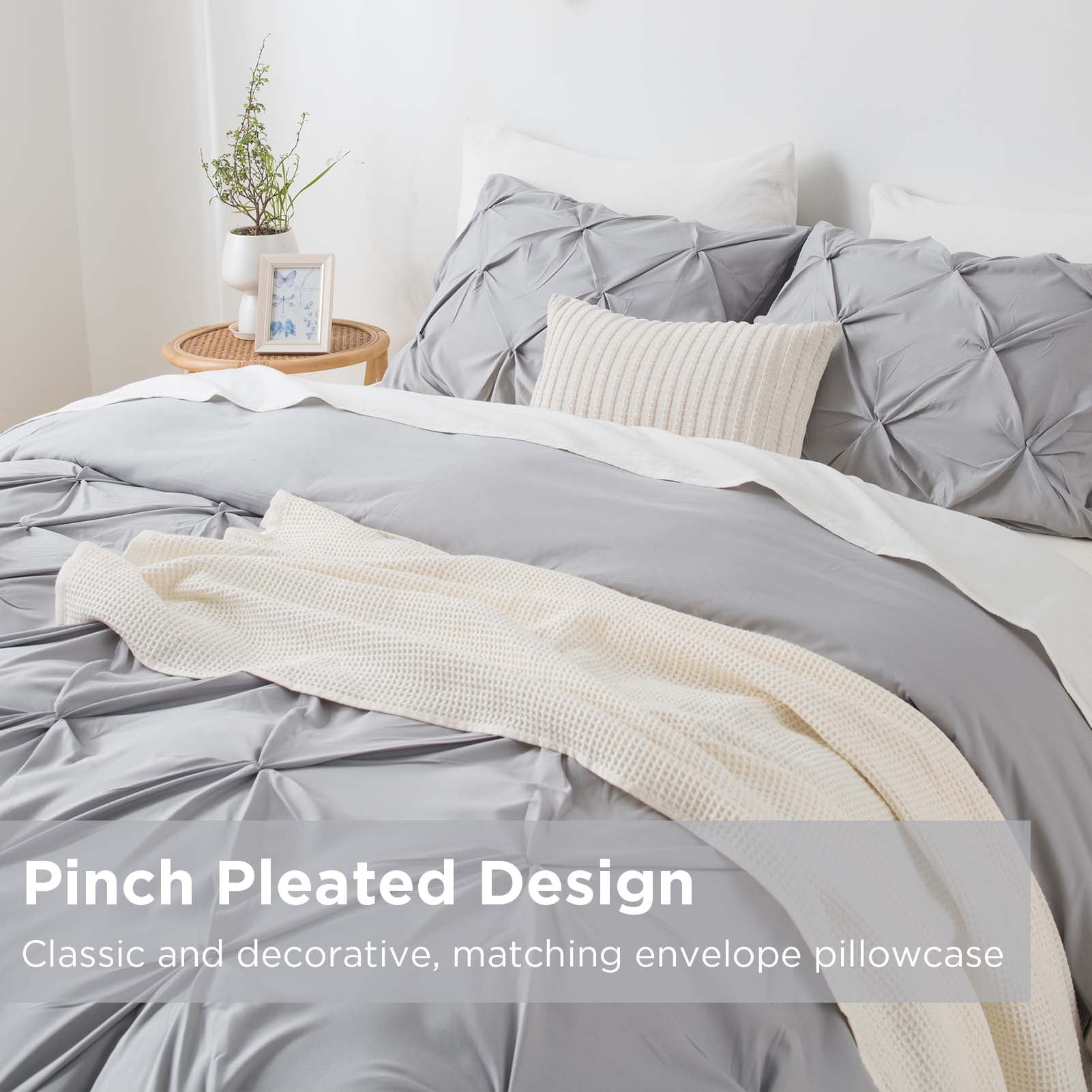 Pinch Pleat Pintuck Soft Microfiber 3 Pieces Duvet Cover Set - LITANIKA