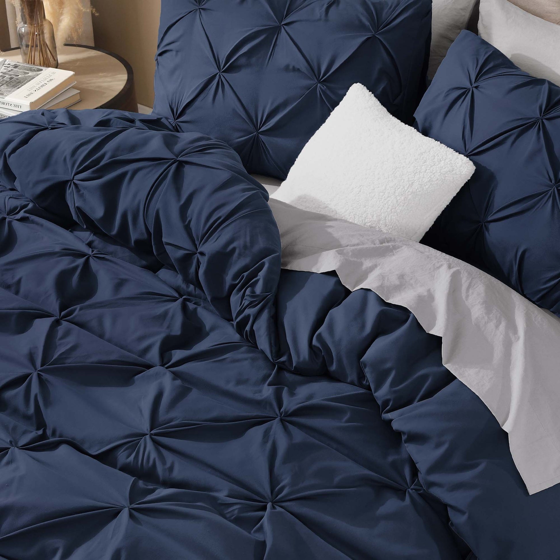 Pinch Pleat Pintuck Soft Microfiber 3 Pieces Duvet Cover Set - LITANIKA