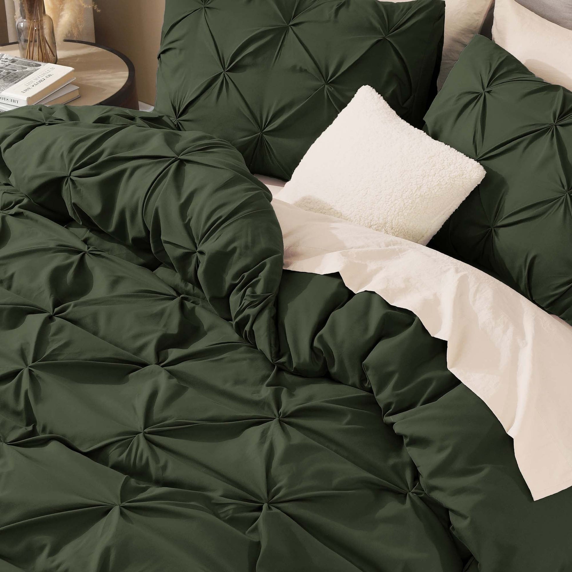 Pinch Pleat Pintuck Soft Microfiber 3 Pieces Duvet Cover Set - LITANIKA