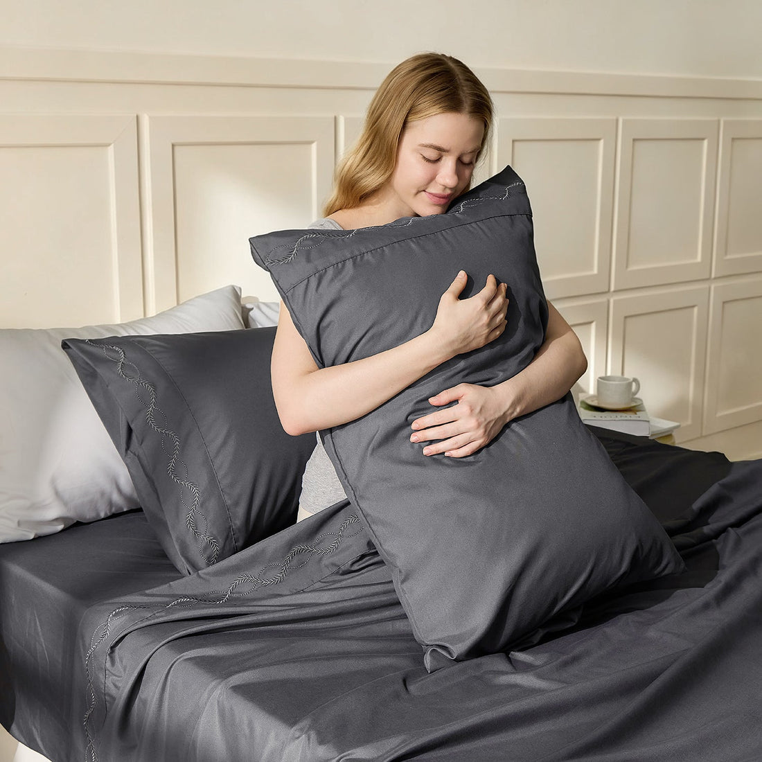 Queen Size Sheet Set - Breathable & Cooling Sheets - Extra Soft, Easy-Fit Bed Sheets - Bedding Sheets & Pillowcases (Queen, Grey) - LITANIKA