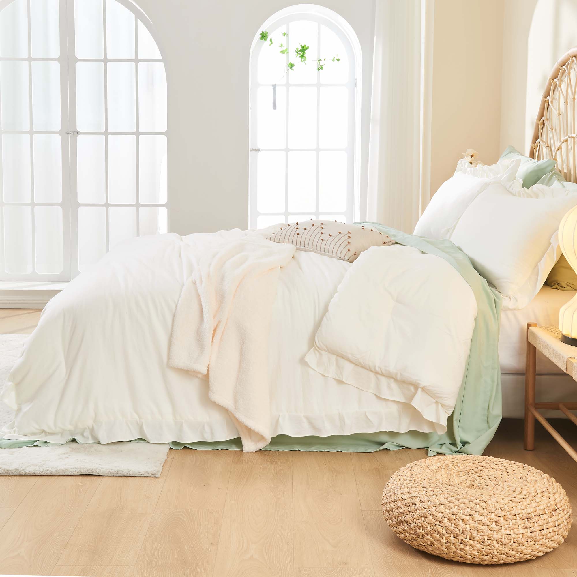 Ruffle Cute Lightweight Fluffy as Gift 3 Pieces Comforter Set - LITANIKA