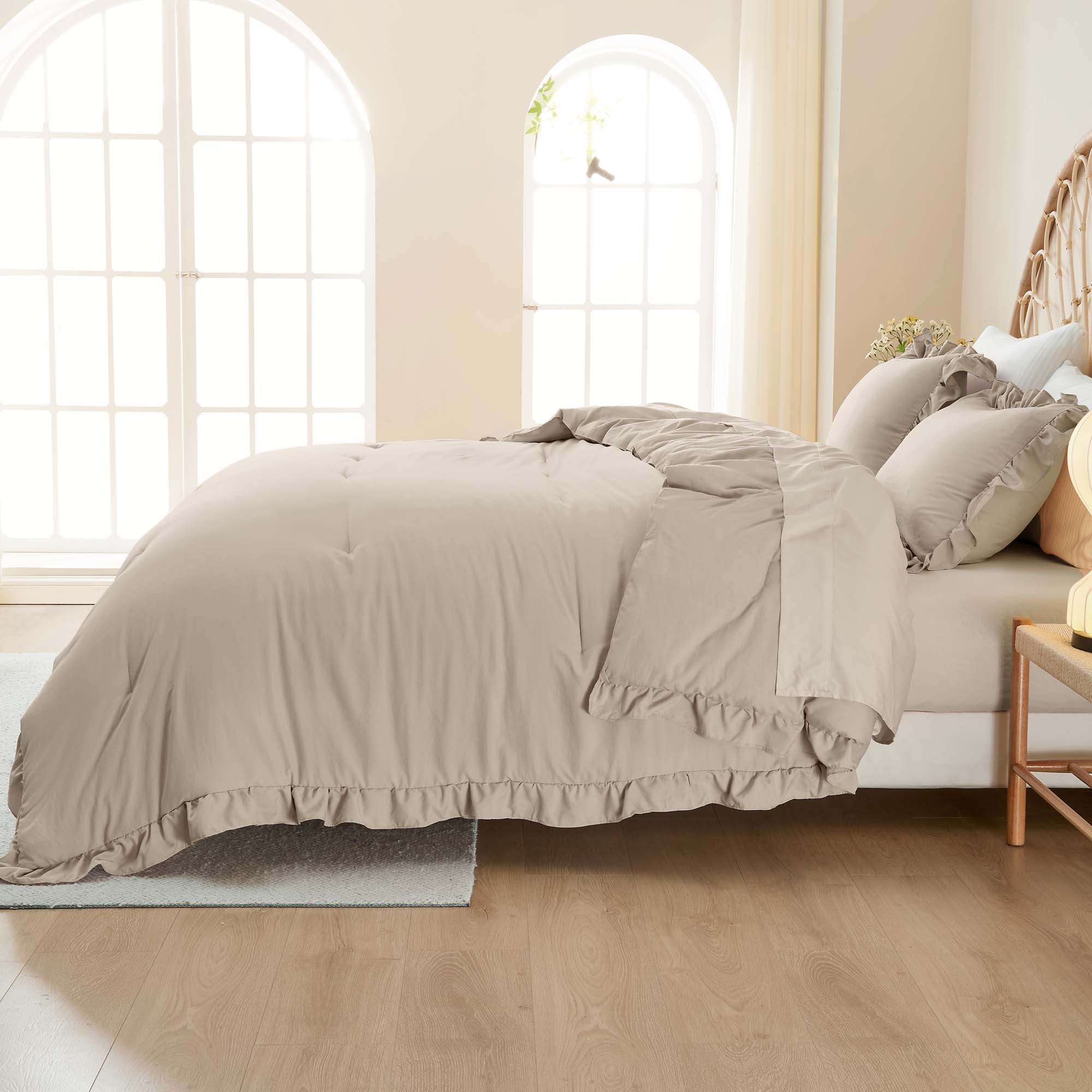 Ruffle Cute Lightweight Fluffy as Gift 3 Pieces Comforter Set - LITANIKA