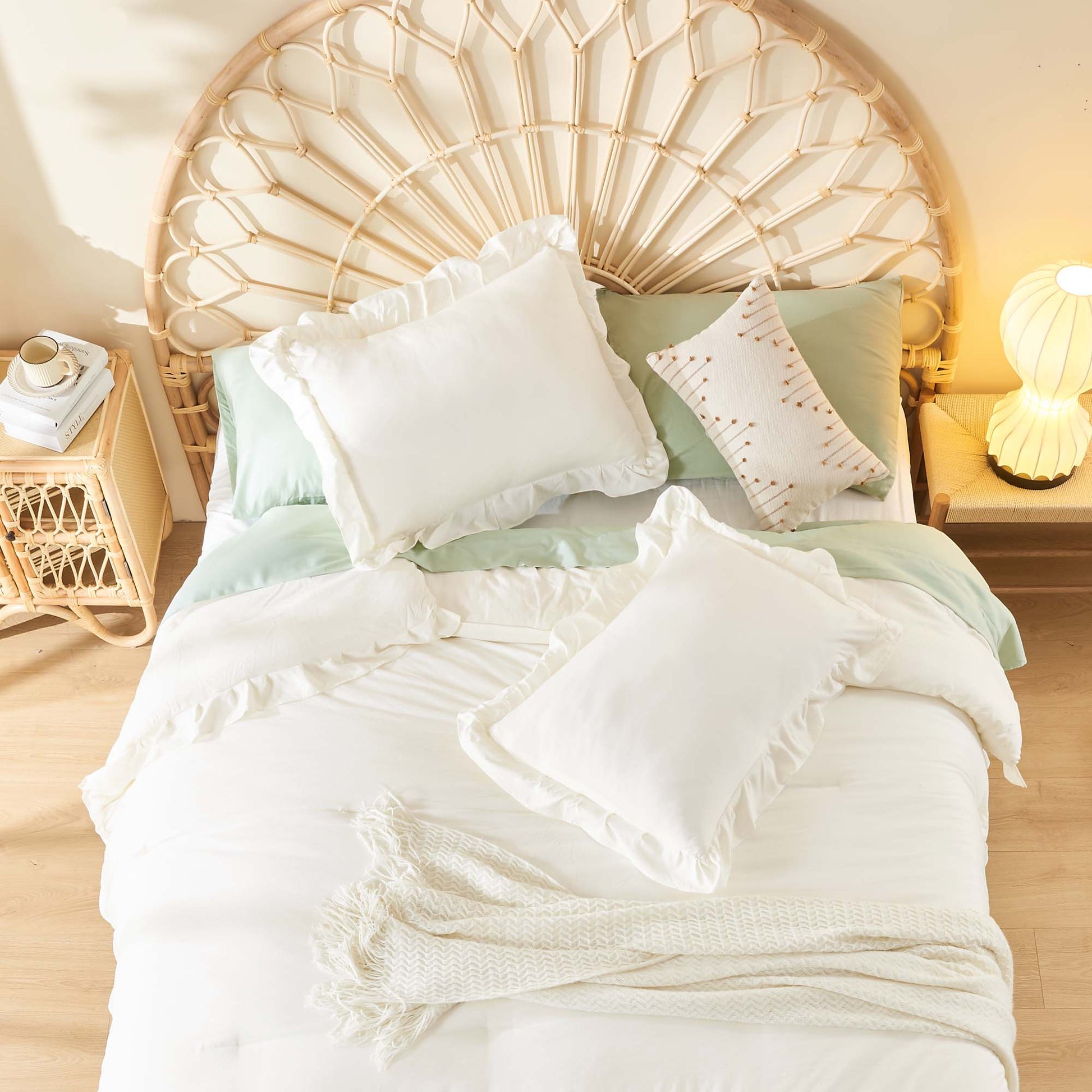 Ruffle Cute Lightweight Fluffy as Gift 3 Pieces Comforter Set - LITANIKA
