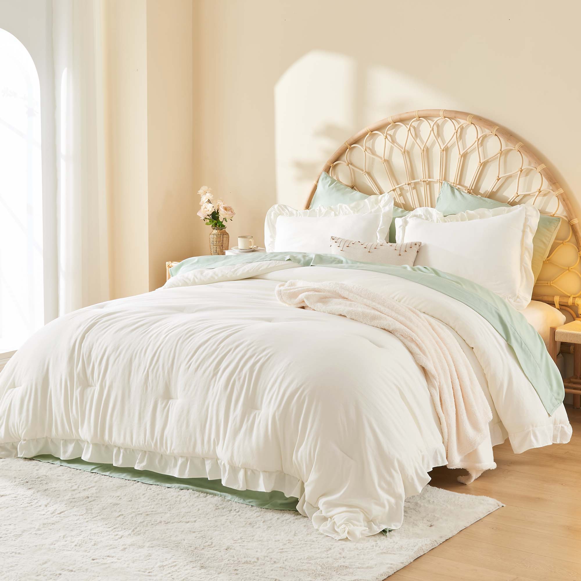 Ruffle Cute Lightweight Fluffy as Gift 3 Pieces Comforter Set - LITANIKA