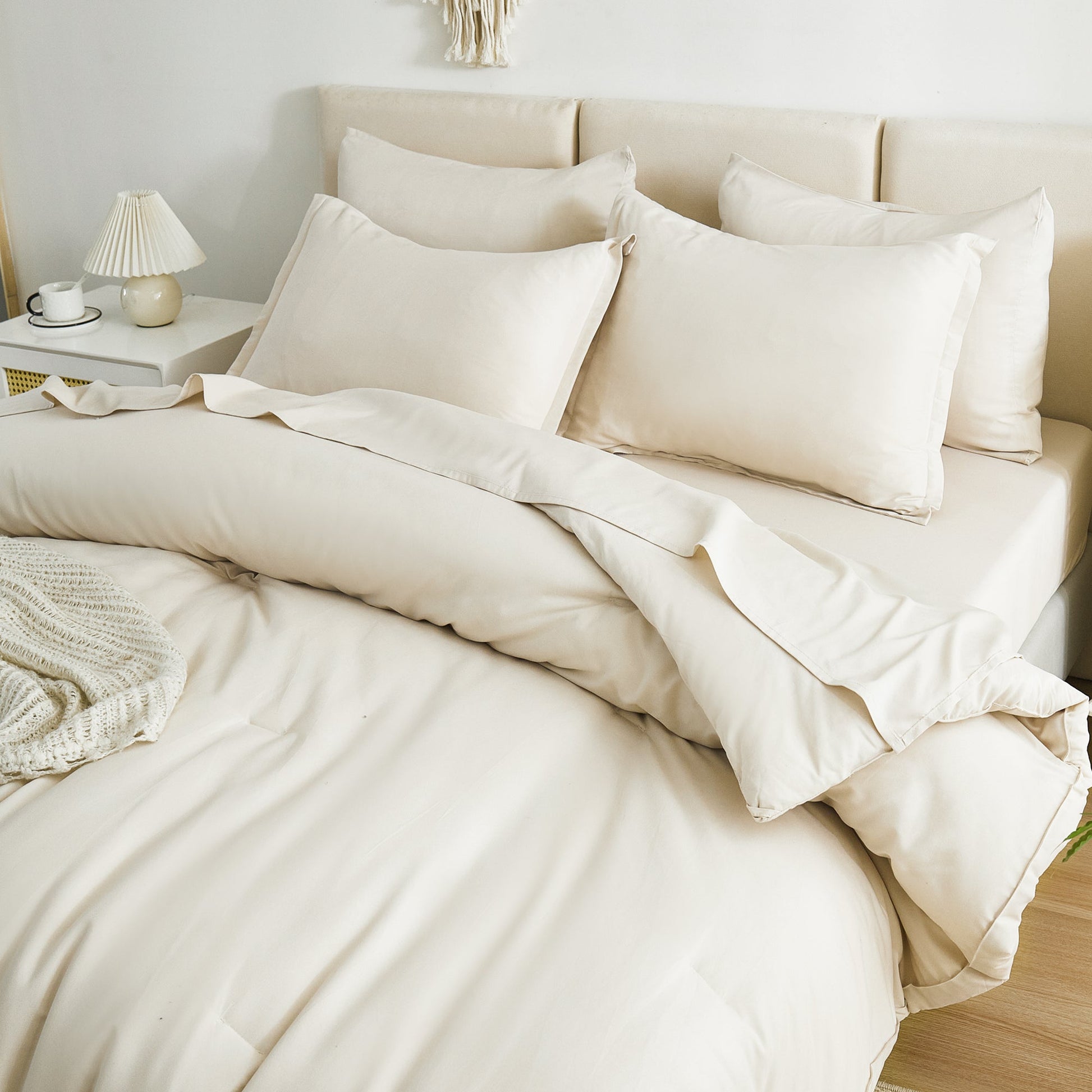 Solid Down Alternative 7 Pieces Bedding Comforters Sets - LITANIKA