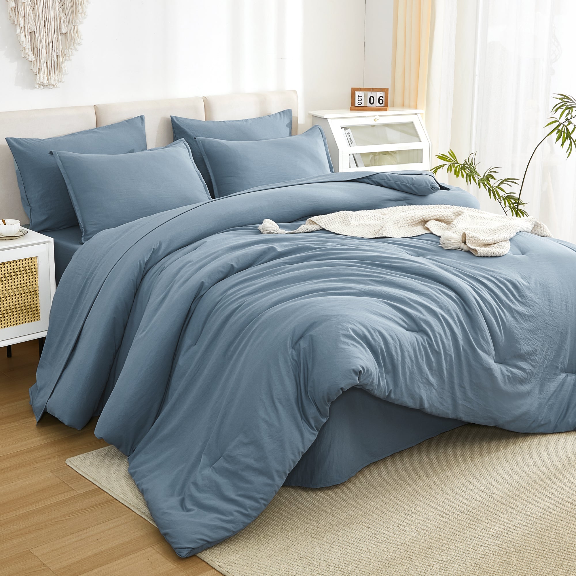 Solid Down Alternative 7 Pieces Bedding Comforters Sets - LITANIKA