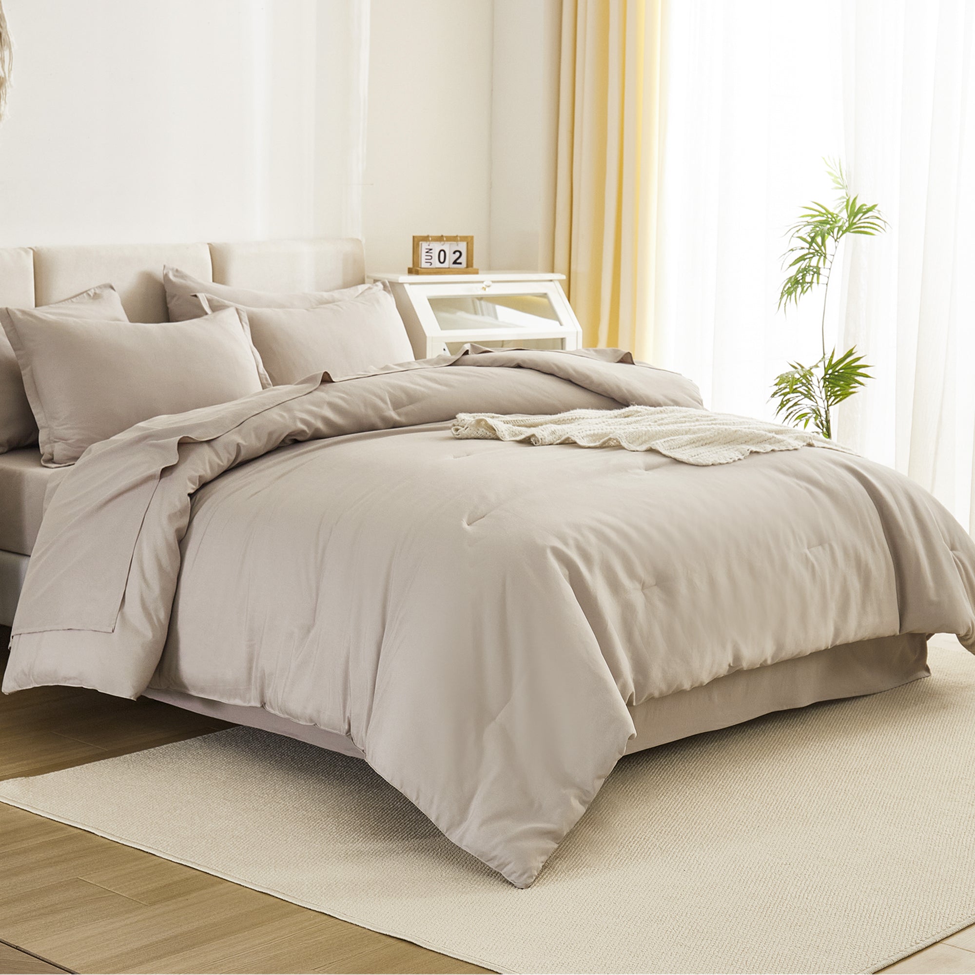 Solid Down Alternative 7 Pieces Bedding Comforters Sets - LITANIKA