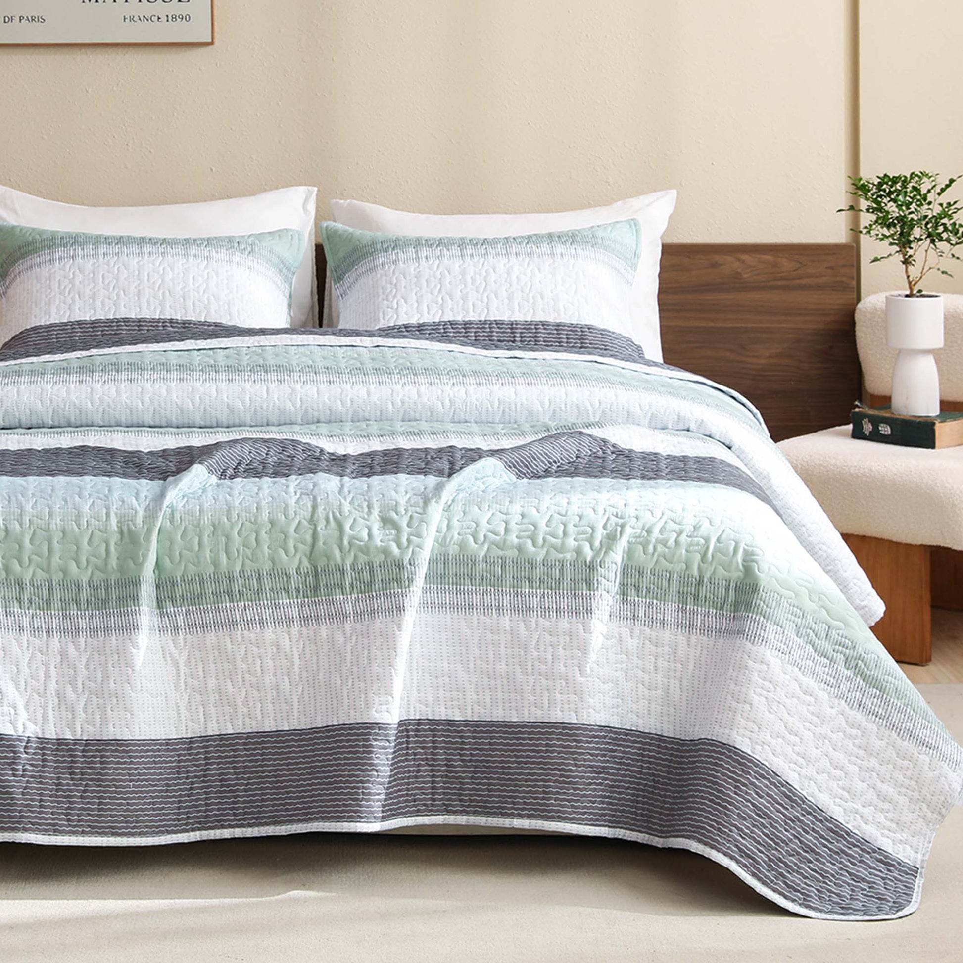 Stripe Patchwork Bedspread Soft Lightweight Microfiber Coverlet 3 Pieces Quilt Set - LITANIKA