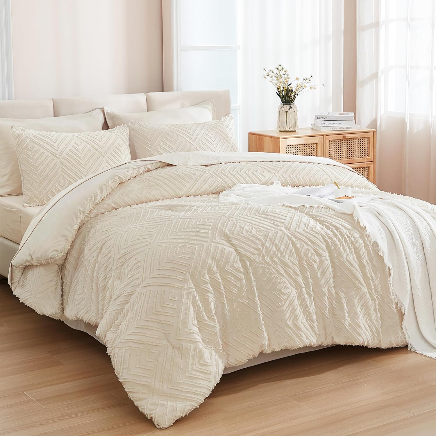 Tufted Boho Fluffy 7 Pieces Comforter Set - LITANIKA