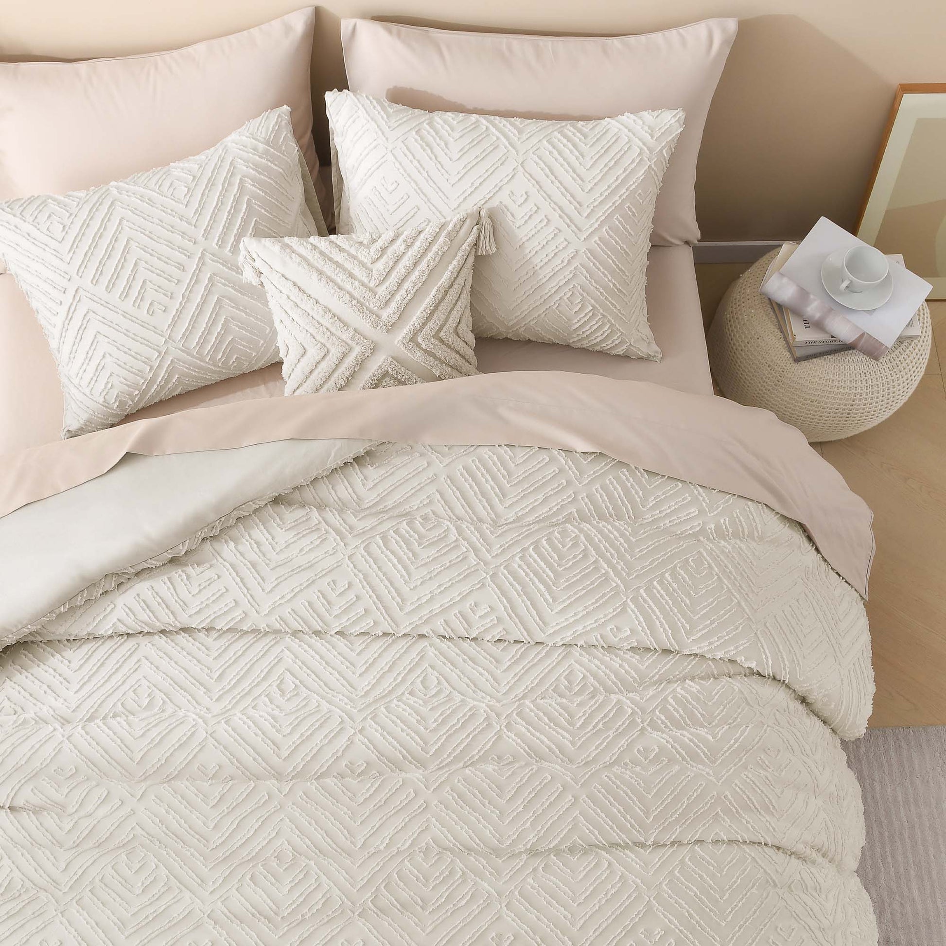 Tufted Boho Lightweight Fluffy 3 Pieces Comforter Set - LITANIKA