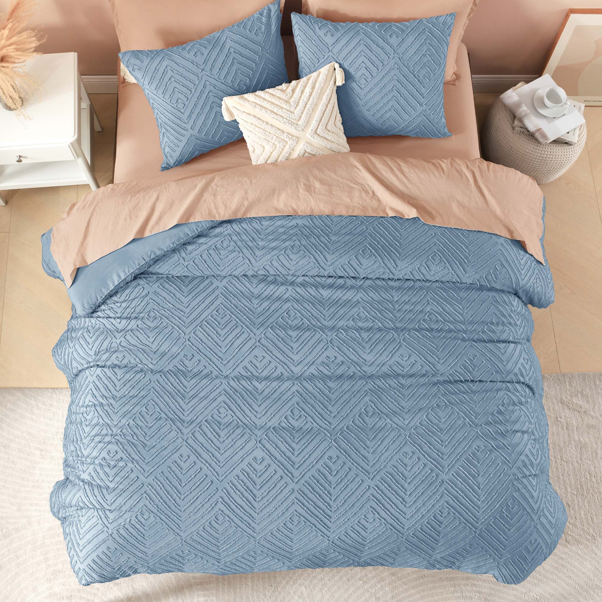 Tufted Boho Lightweight Fluffy 3 Pieces Comforter Set - LITANIKA