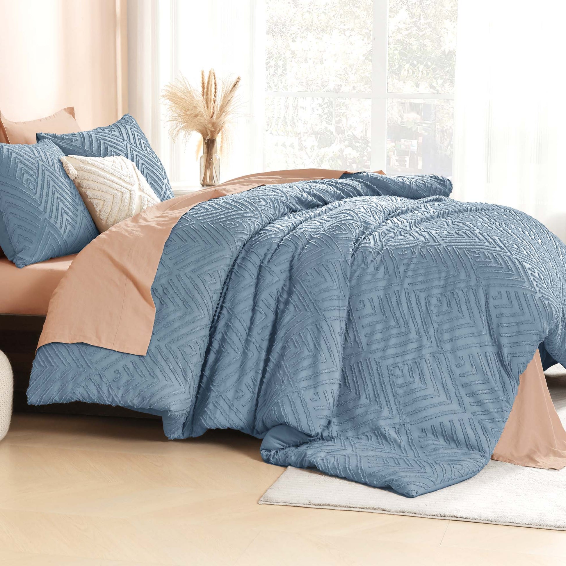 Tufted Boho Lightweight Fluffy 3 Pieces Comforter Set - LITANIKA