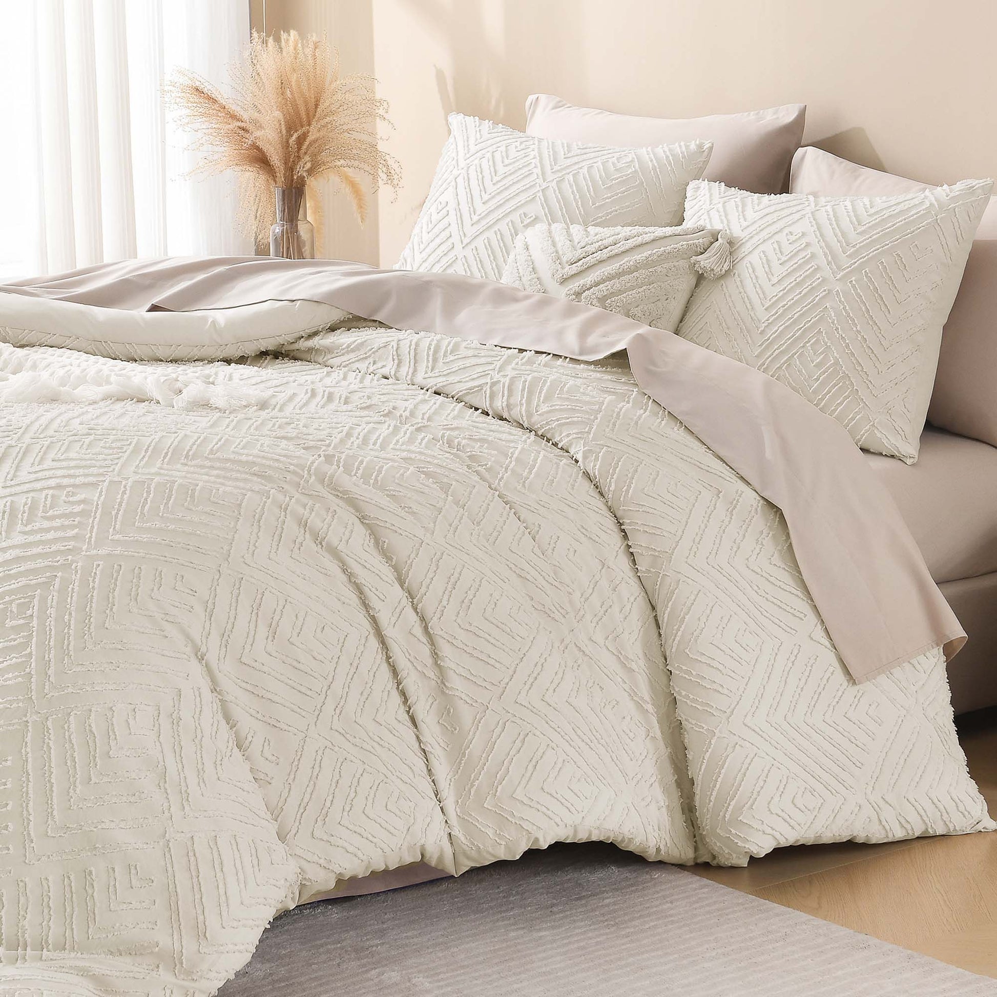 Tufted Boho Lightweight Fluffy 3 Pieces Comforter Set - LITANIKA