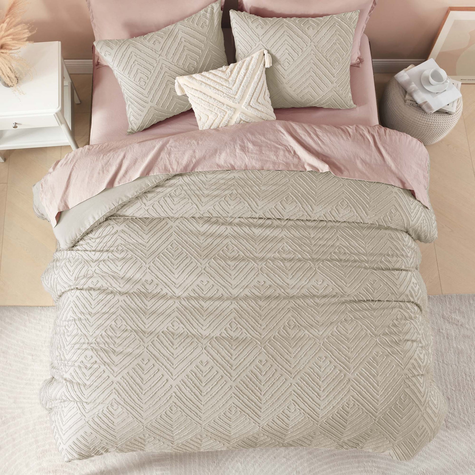 Tufted Boho Lightweight Fluffy 3 Pieces Comforter Set - LITANIKA